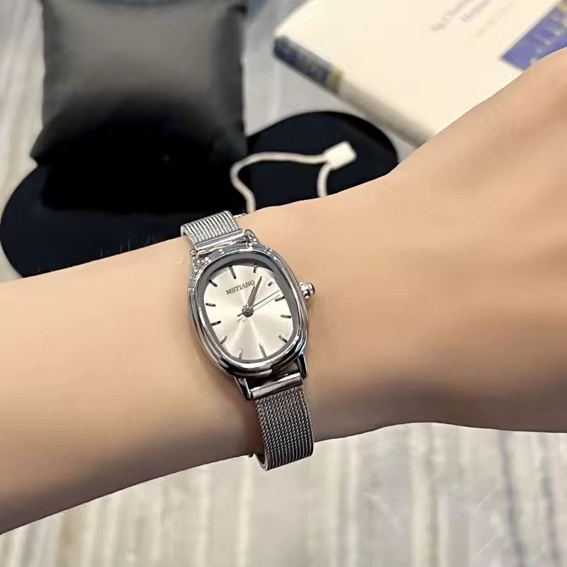 Other Elegant silver vintage style watch Size ONE SIZE - 1 Thumbnail