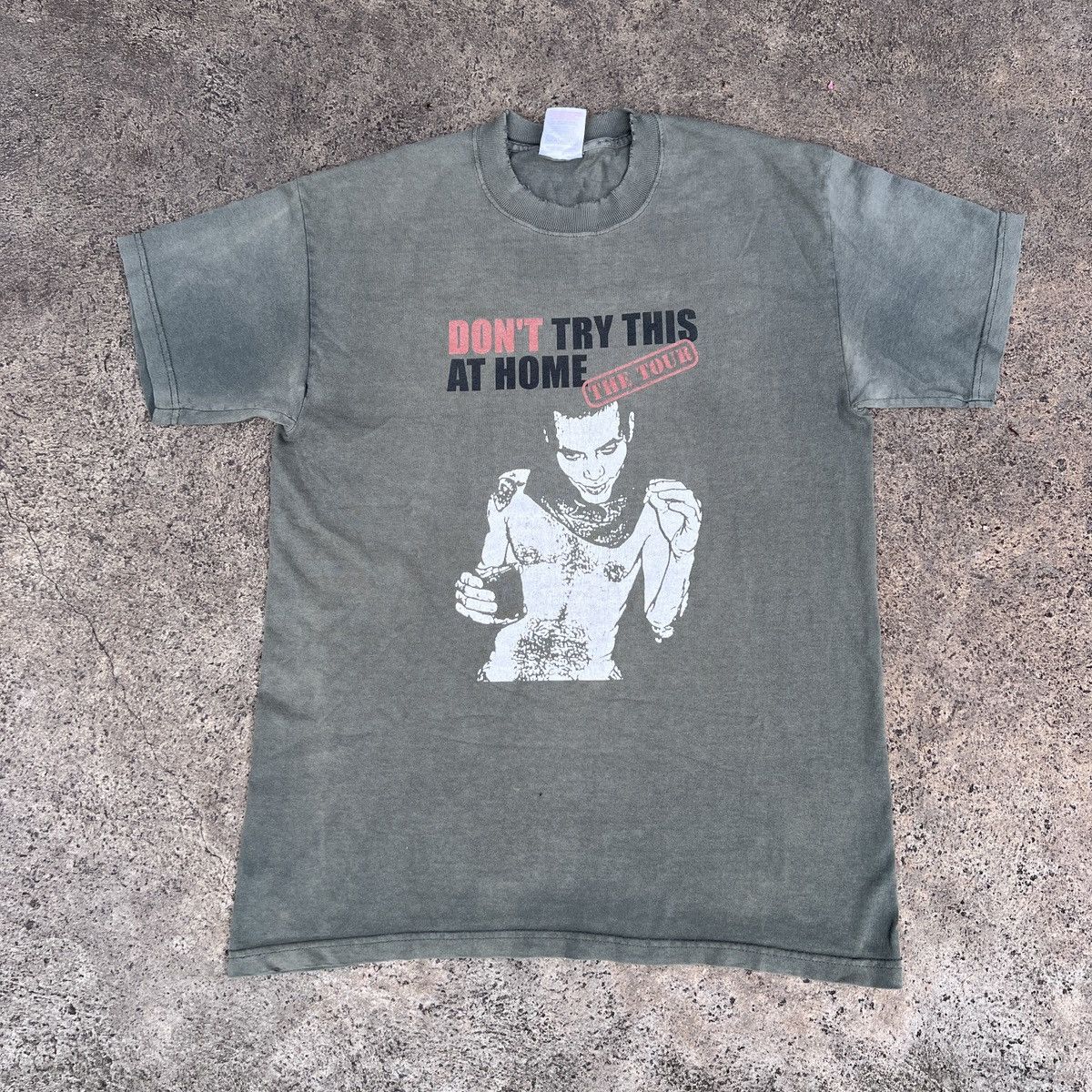 Vintage Vintage Y2K Steve O Jackass MTV Promo Tee Faded Thrashed Size US M / EU 48-50 / 2 - 2 Thumbnail
