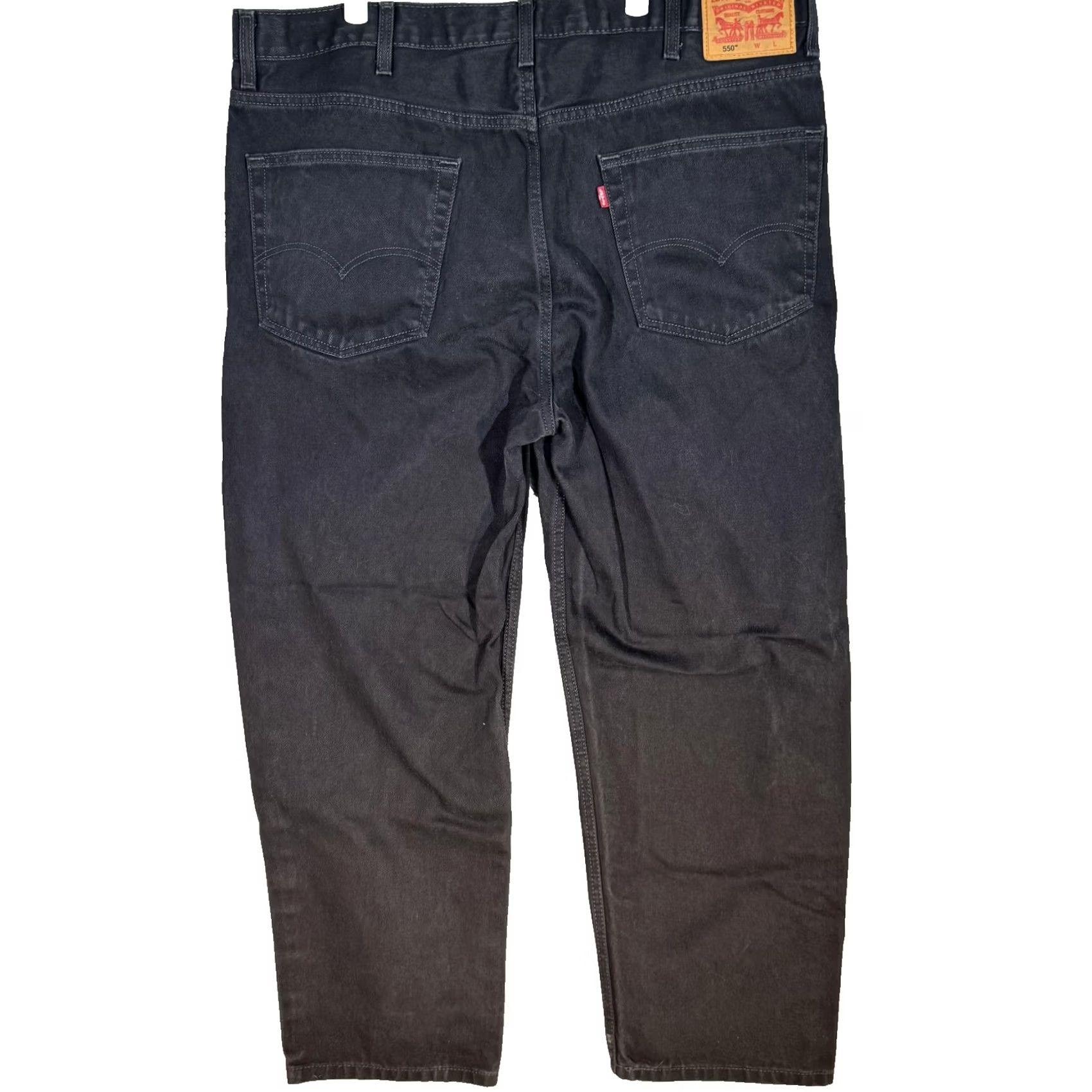 Levi's VINTAGE Levis 550 Jeans Mens 44x30 Black Relaxed Fit Tapered Leg Denim Zip Fly Size US 44 / EU 60 - 2 Thumbnail