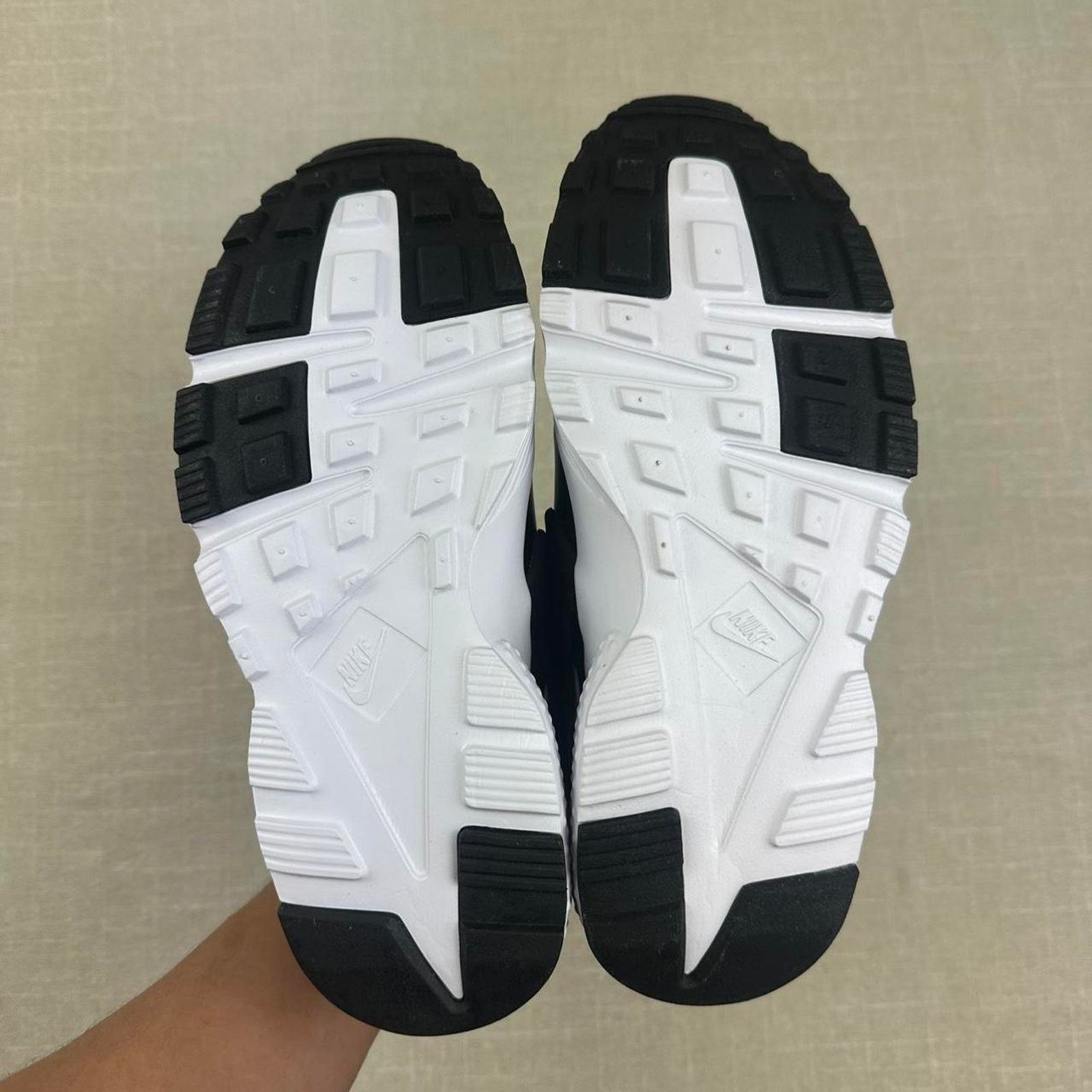 Nike 2016 Nike Huarache Run "Print" 8W Size US 8 / IT 38 - 6 Thumbnail