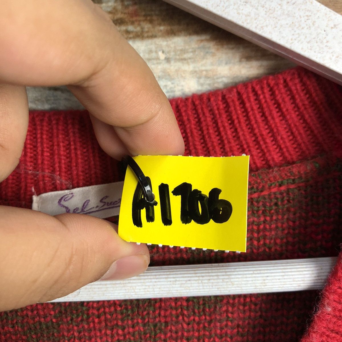 Homespun Knitwear × Japanese Brand × Vintage Self Suece Red vintage Knitwear #A1706 Size S / US 4 / IT 40 - 10 Thumbnail