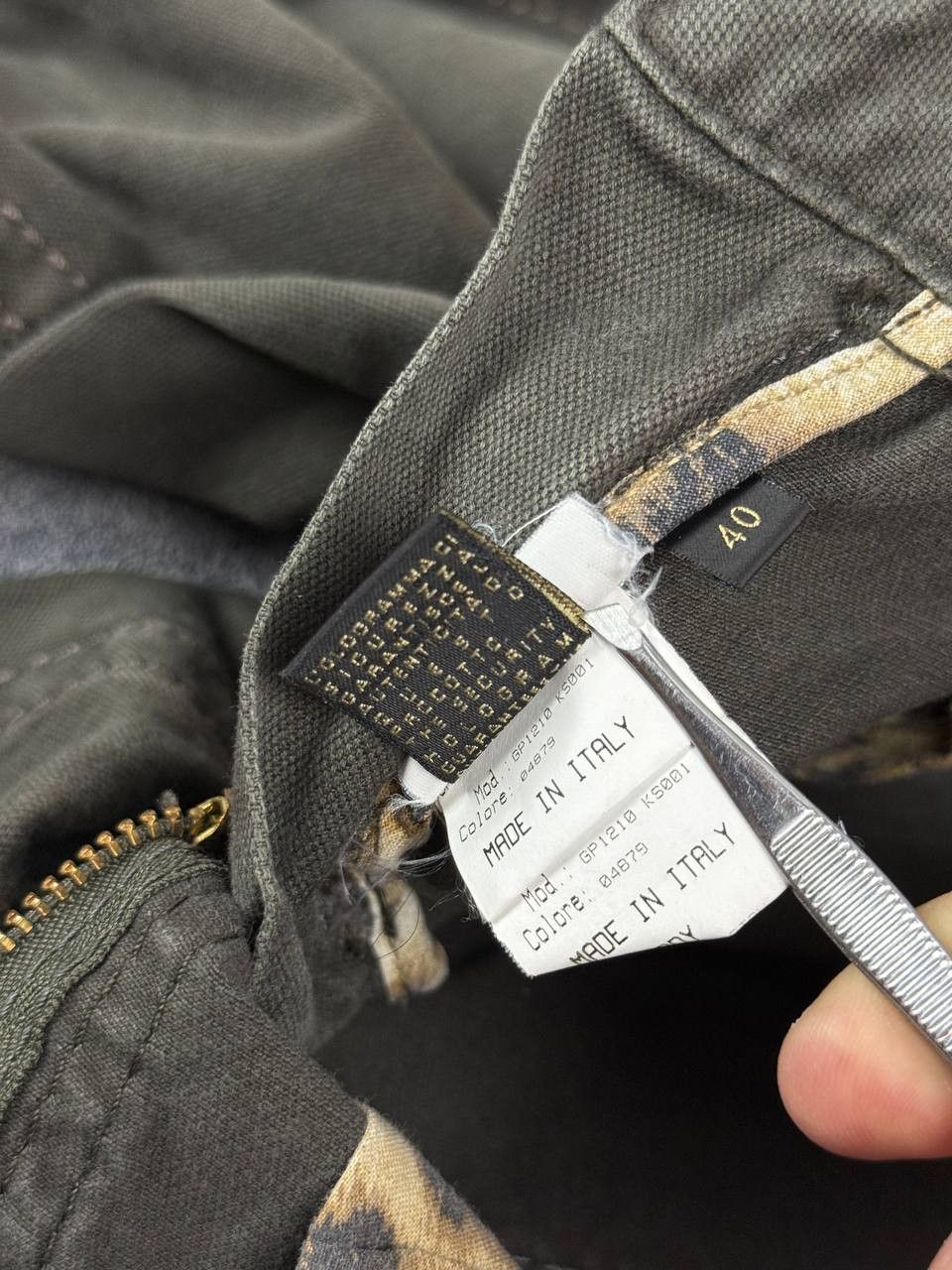 Roberto Cavalli Roberto Cavalli coquette core flared y2k distressed jeans Size 27" / US 4 / IT 40 - 9 Thumbnail