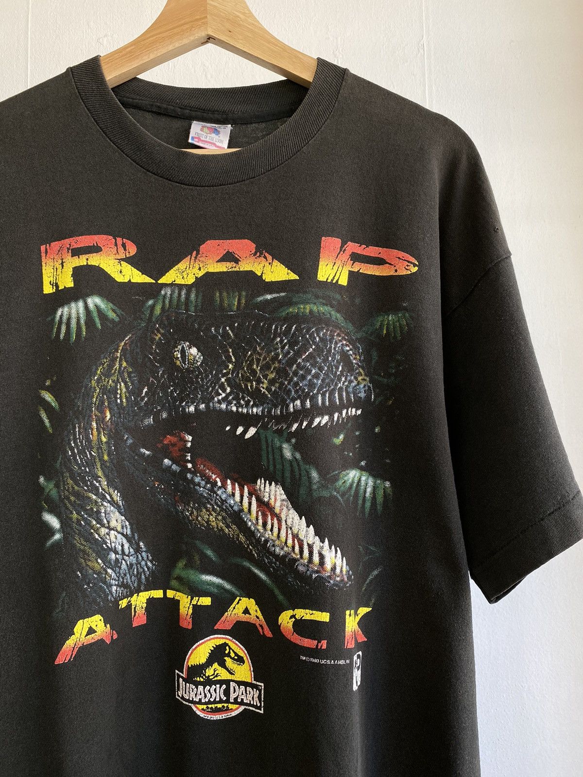 Fruit Of The Loom × Vintage Vintage 1993 Jurassic Park Rap Attack movie tee Size US XL / EU 56 / 4 - 3 Thumbnail