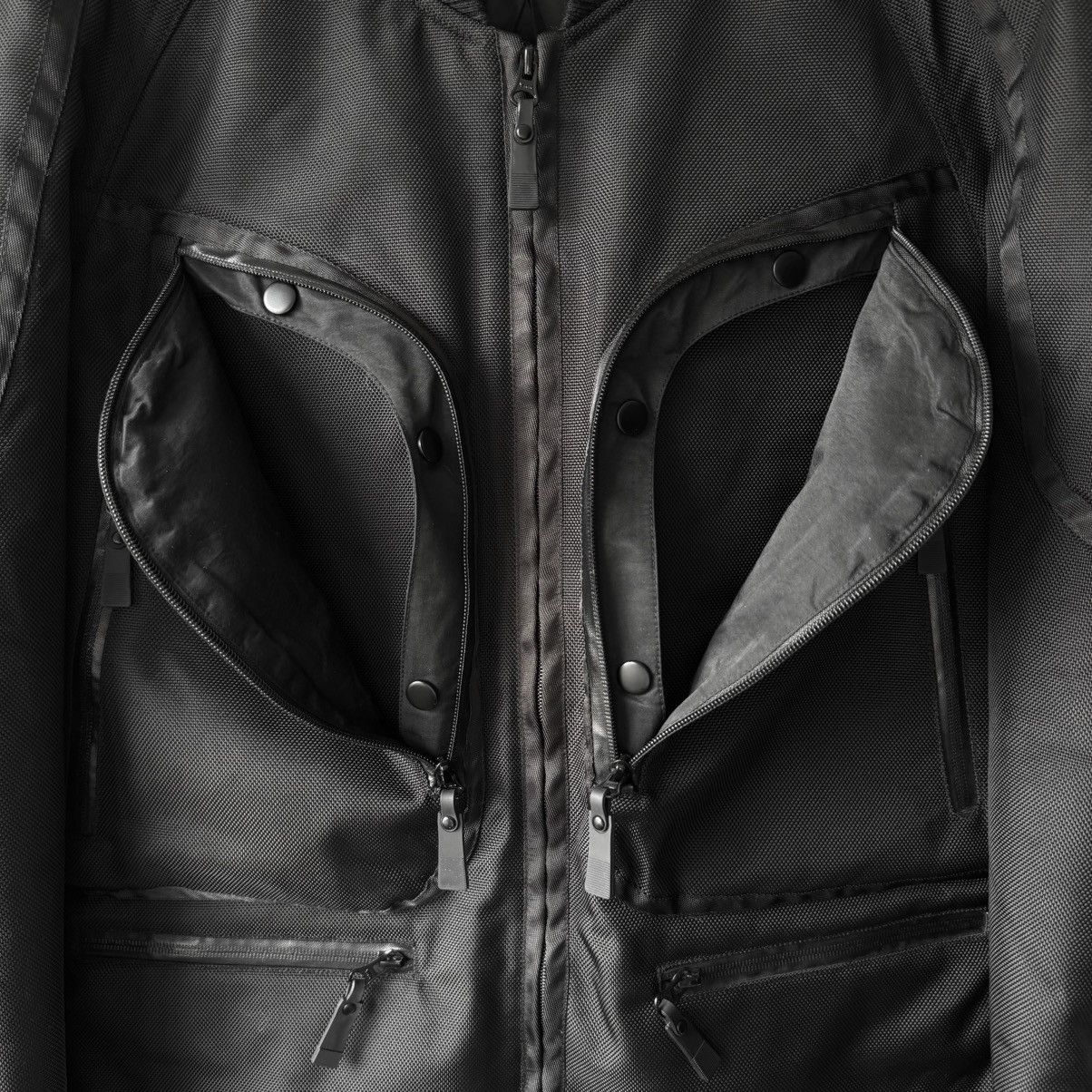 Issey Miyake Issey Miyake AW2000 Ballistic X-Ray Cargo Bomber Jacket Size US L / EU 52-54 / 3 - 14 Thumbnail