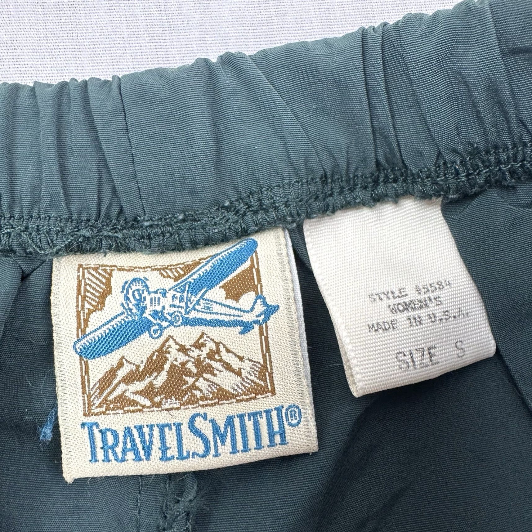 Vintage VINTAGE TravelSmith Cargo Shorts Adult Small Green Outdoor Hiking 90s Mens Size US 29 - 4 Thumbnail