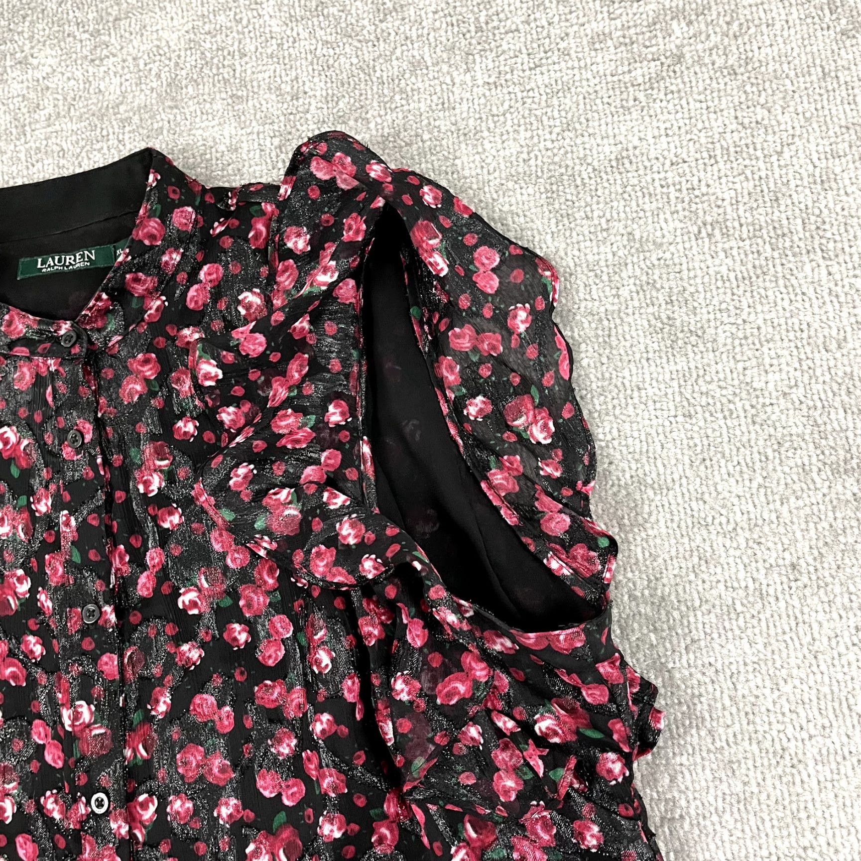 Ralph Lauren VINTAGE LAUREN RALPH LAUREN Shirt Women XL Red Black Floral Rose Button Up Ruffle Sleeve Size XL / US 12-14 / IT 48-50 - 7 Thumbnail
