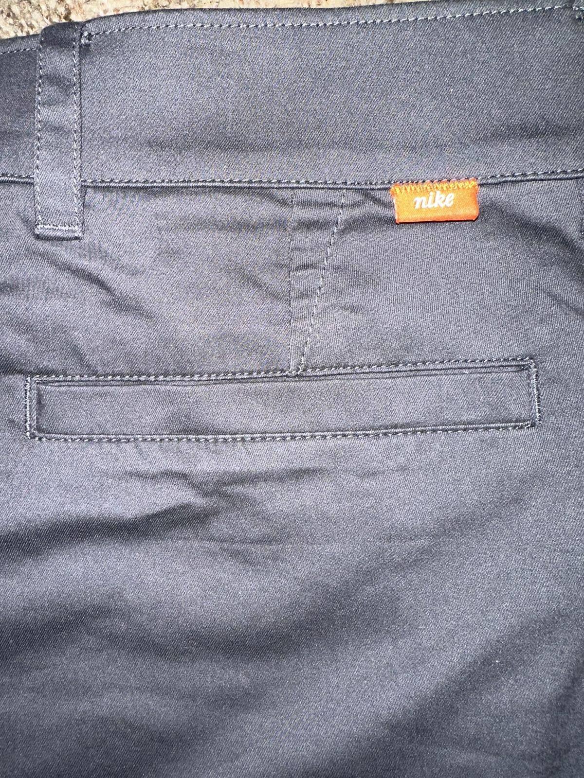 Nike Nike Dri-FIT UV Men's 9" Golf Chino Shorts Size US 32 / EU 48 - 7 Thumbnail