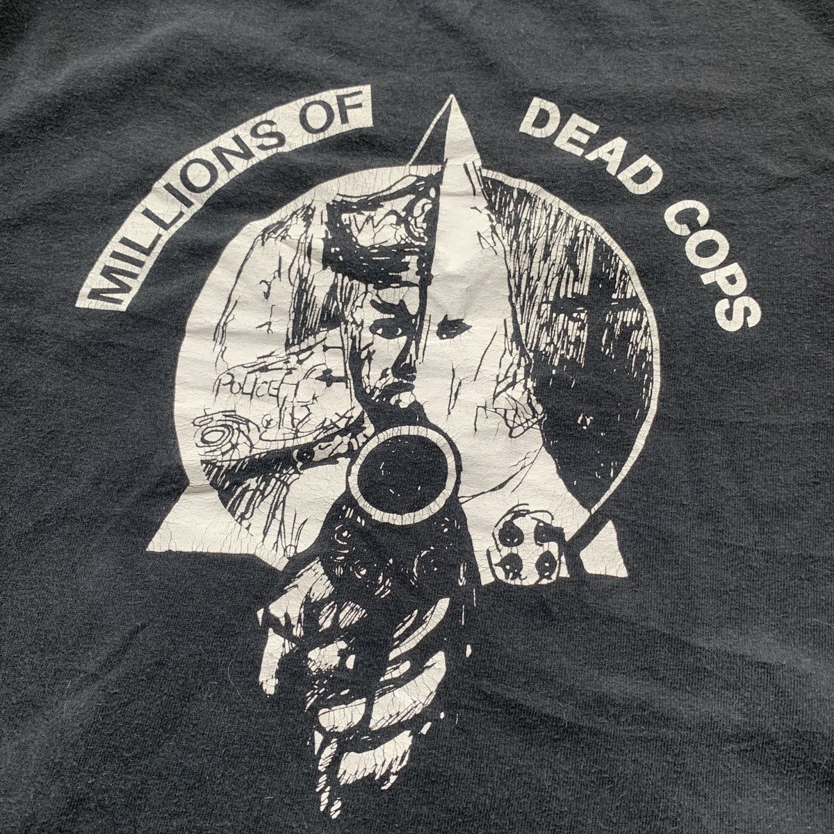 Band Tees × Vintage MILLIONS OF DEAD COPS TSHIRT Size US S / EU 44-46 / 1 - 4 Thumbnail