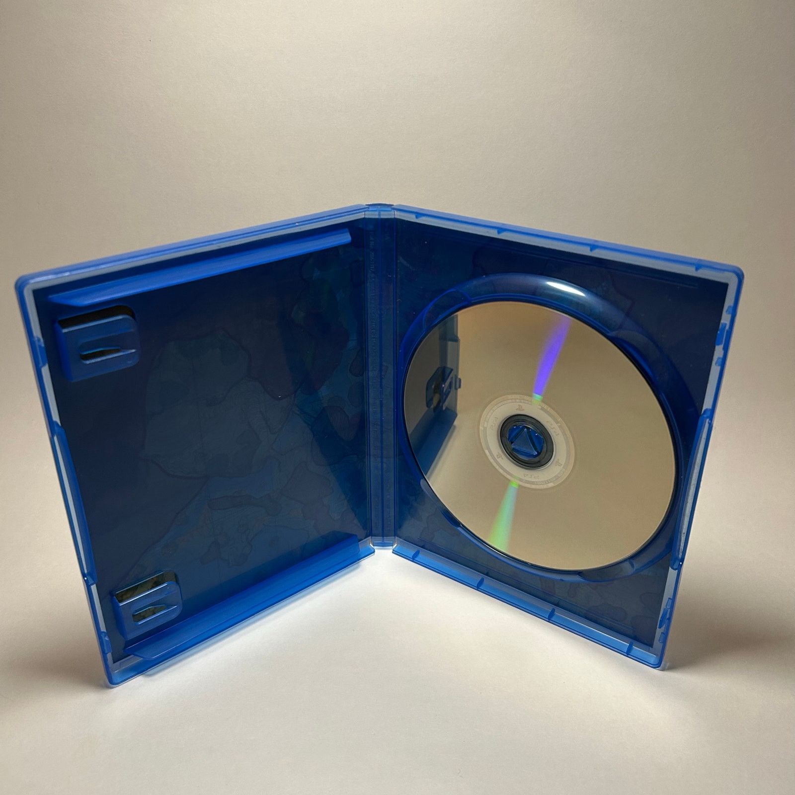 Sony Uncharted: The Lost Legacy - CIB - PS4 Size 26 - 3 Thumbnail