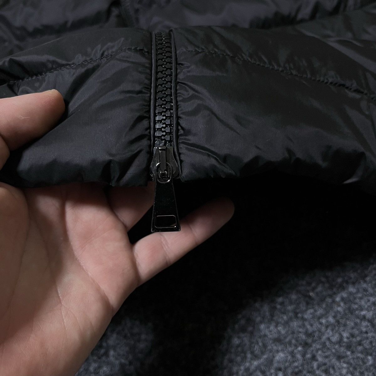 Moncler Moncler vest down Size M / US 6-8 / IT 42-44 - 13 Thumbnail