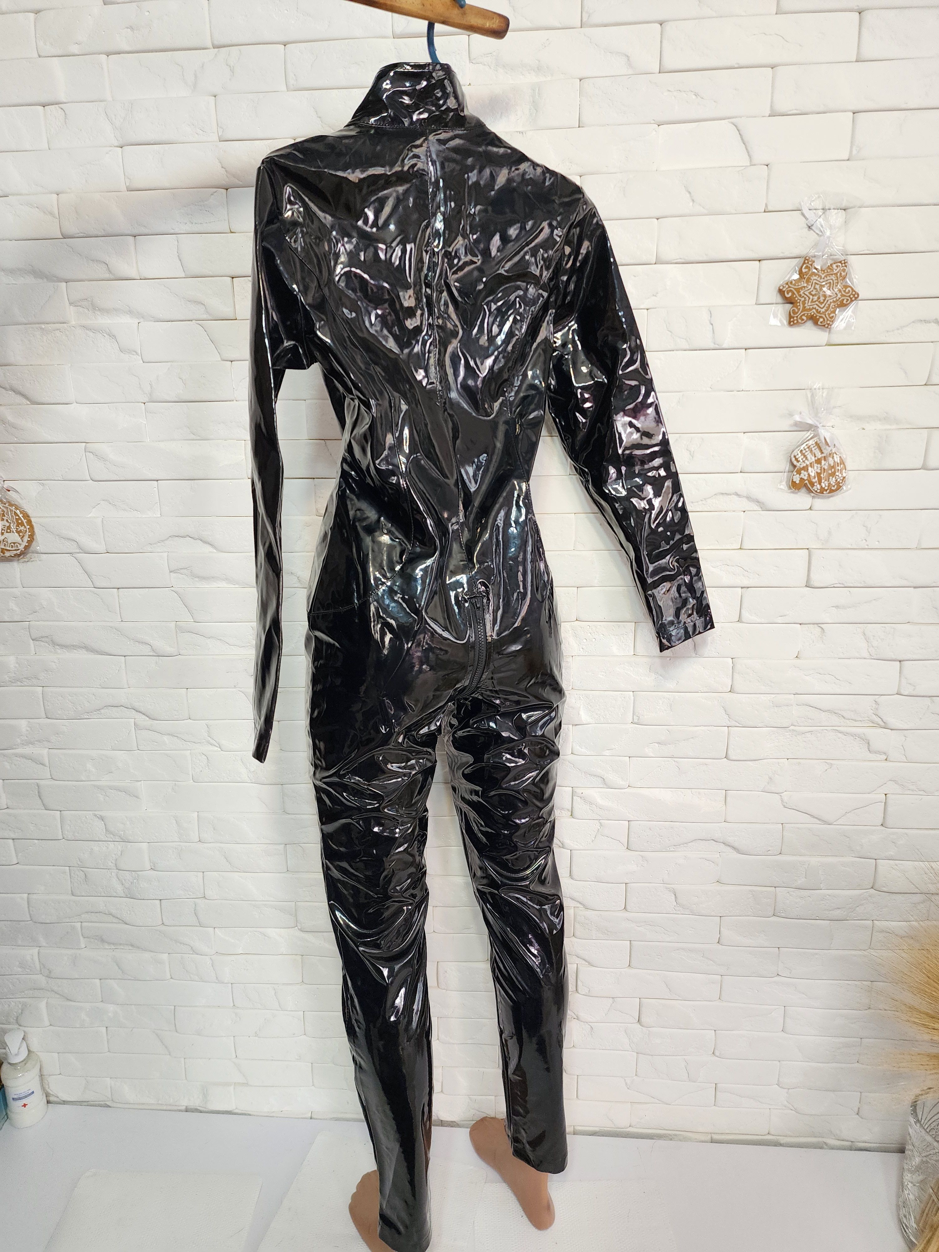 Uniqlo Faux Leather Jumpsuit: Women's Black Zippered Catsuit Size 28" / US 6 / IT 42 - 6 Thumbnail