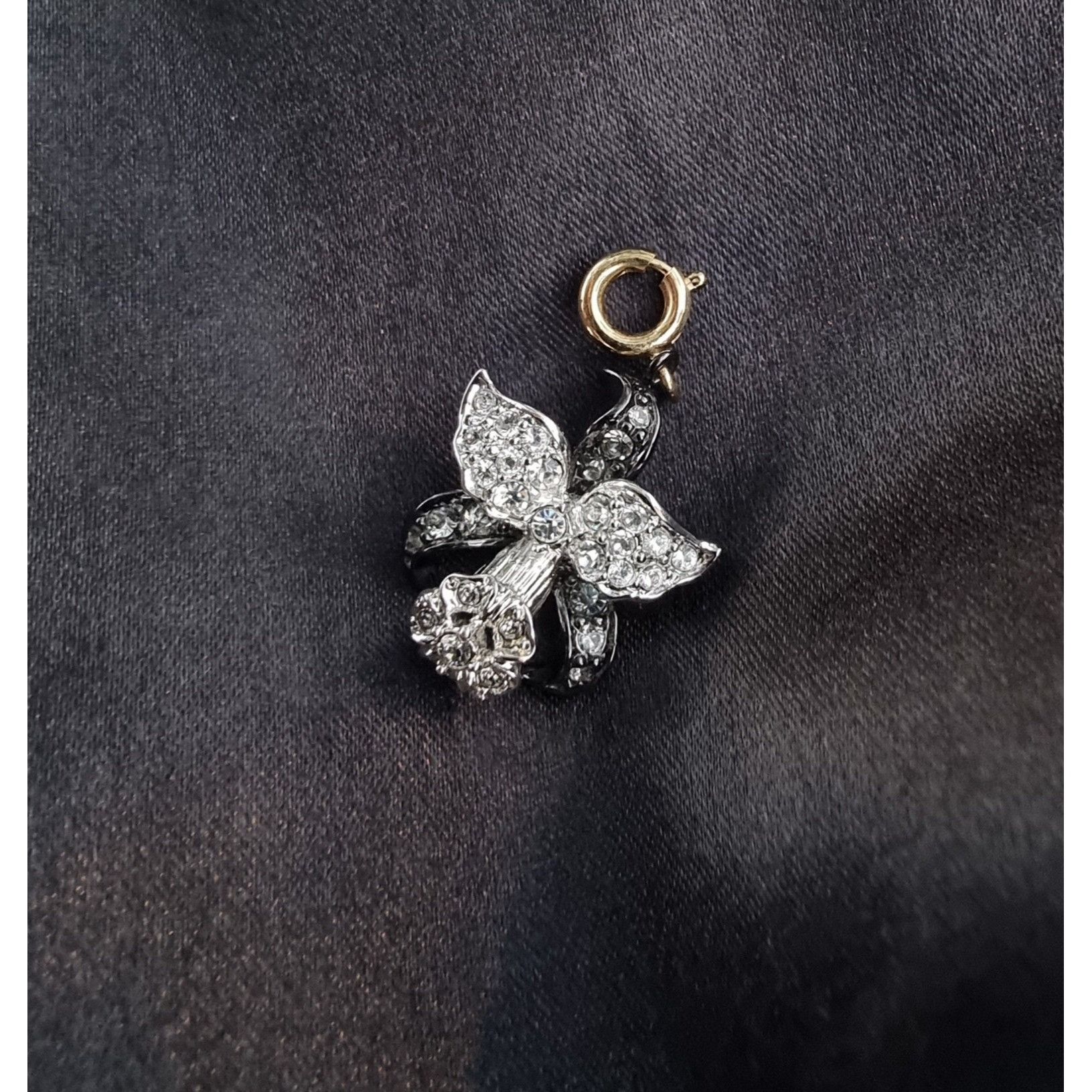 Other Vintage NOLAN MILLER Signed Orchid Flower Silver Tone White Size ONE SIZE - 4 Thumbnail