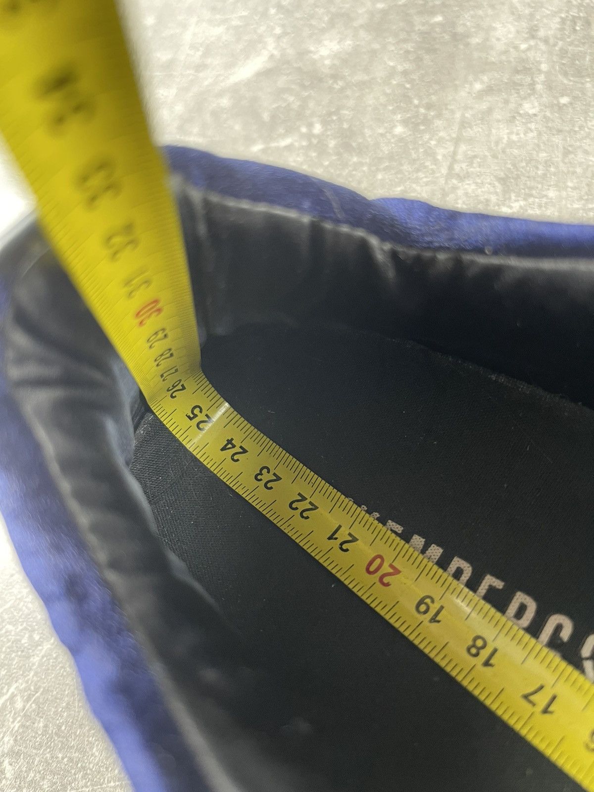 Dirk Bikkembergs Bikkembergs Y2K 00s VNTG Velvet Low Top Sneakers Blue Size US 9 / IT 39 - 11 Thumbnail