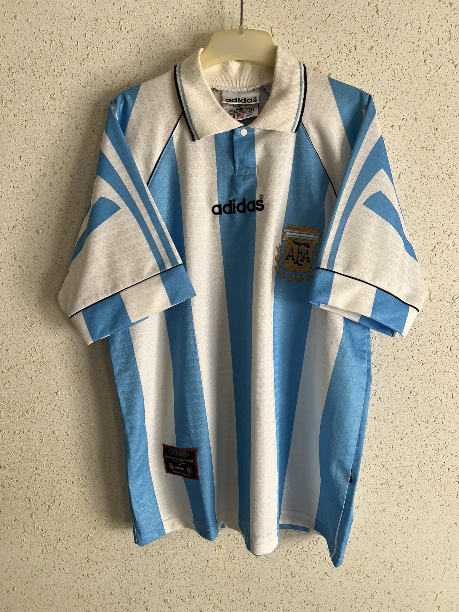 image of Argentina 1996/98 Home Shirt Adidas in White/Blue, Men's (Size Medium)