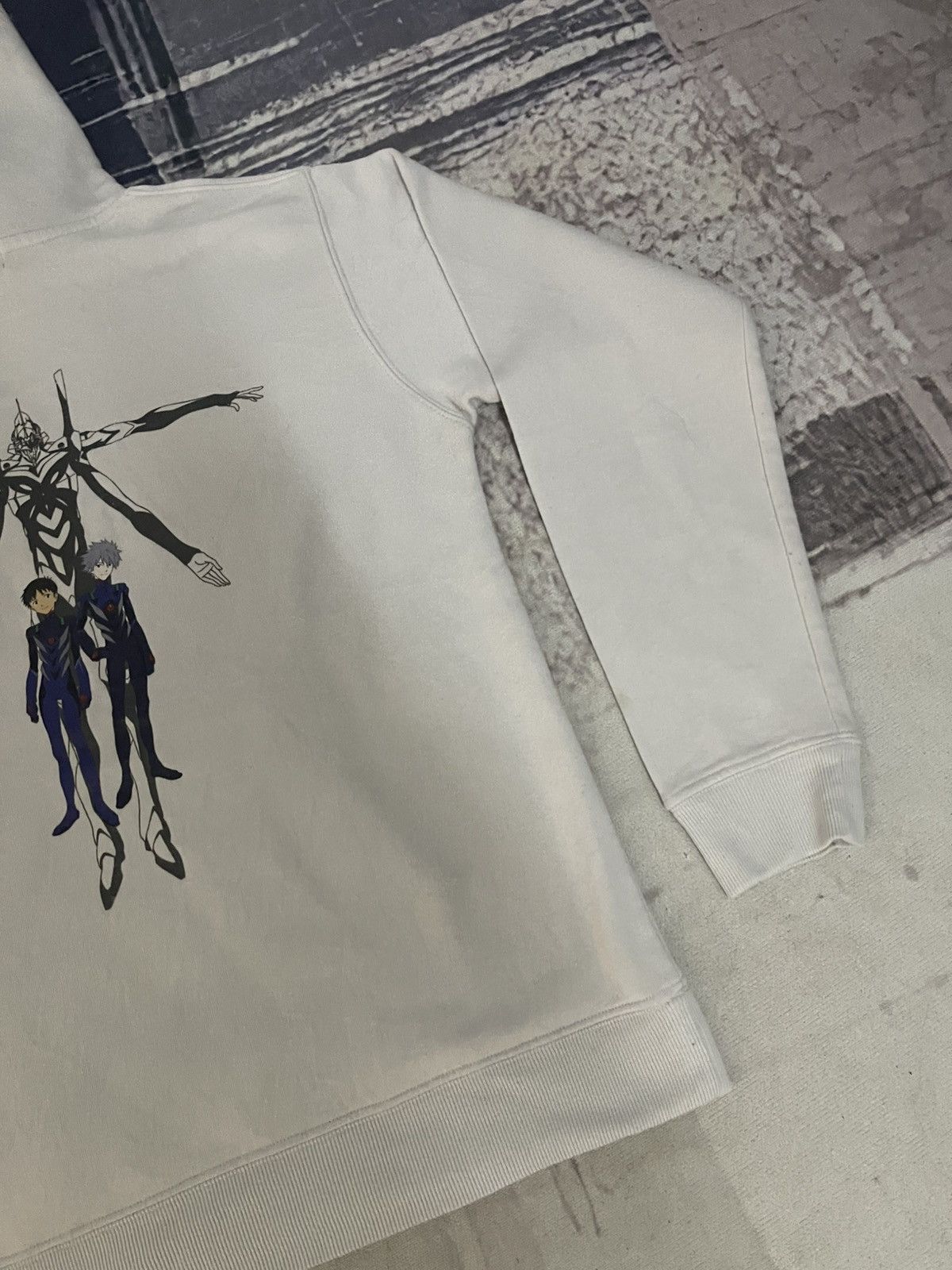 Anime VINTAGE Y2K NEON GENESIS EVANGELION PULLOVER HOODIE Size US M / EU 48-50 / 2 - 11 Thumbnail