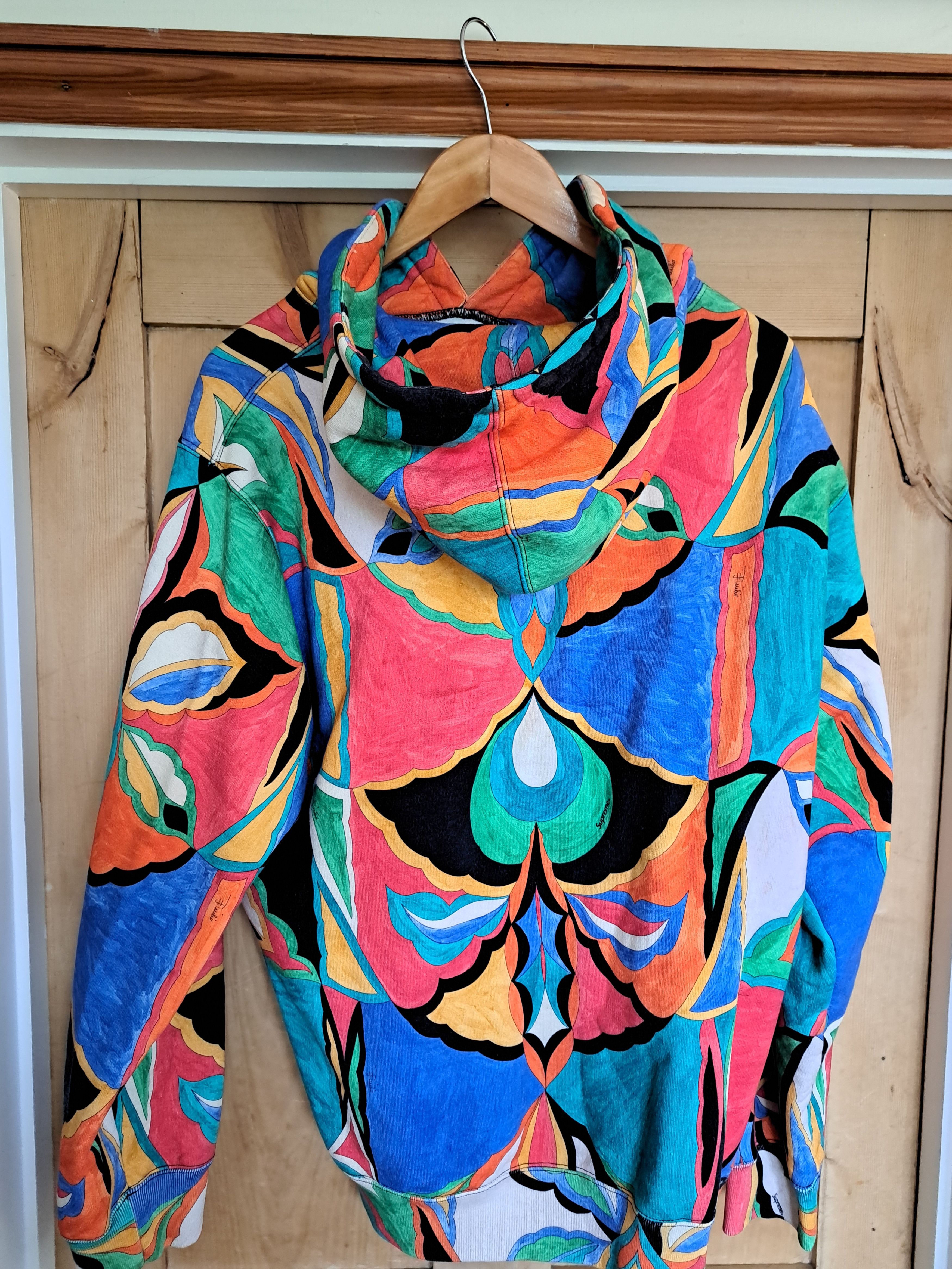 Supreme Supreme x Emilio Pucci Hooded Sweatshirt Size US L / EU 52-54 / 3 - 5 Thumbnail