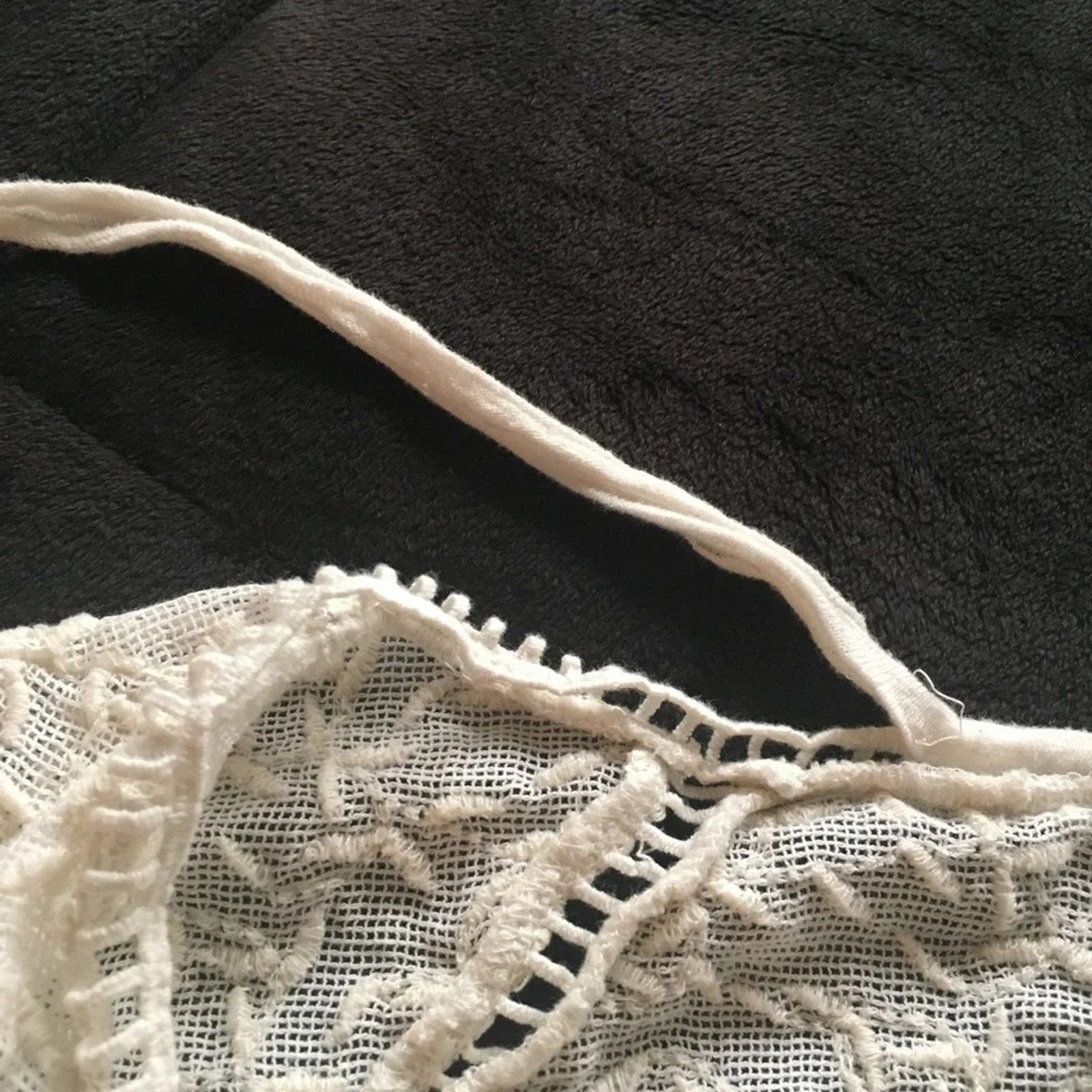 Lucky Brand Lucky Brand white 3/4 length sleeve Boho top, size Medium Size M / US 6-8 / IT 42-44 - 2 Thumbnail