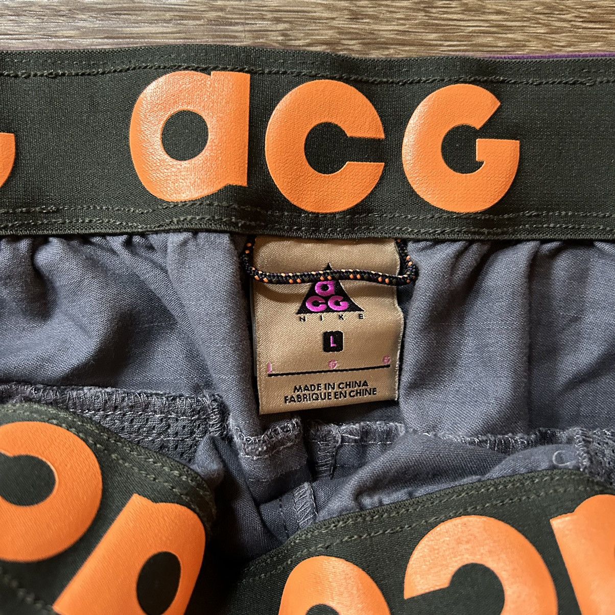 Nike ACG Plaid Nike ACG Joggers Size US 32 / EU 48 - 2 Thumbnail