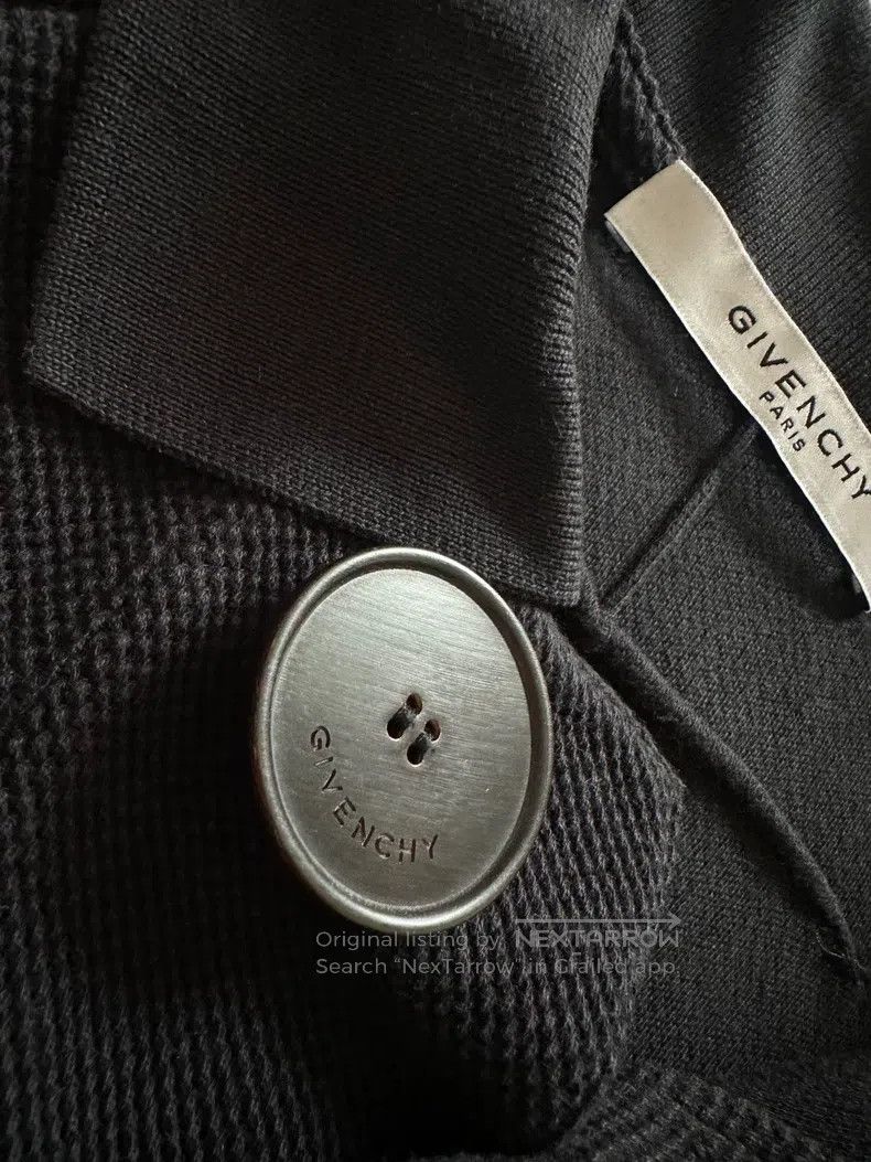 Givenchy Givenchy Men's T-shirt Size US M / EU 48-50 / 2 - 2 Thumbnail