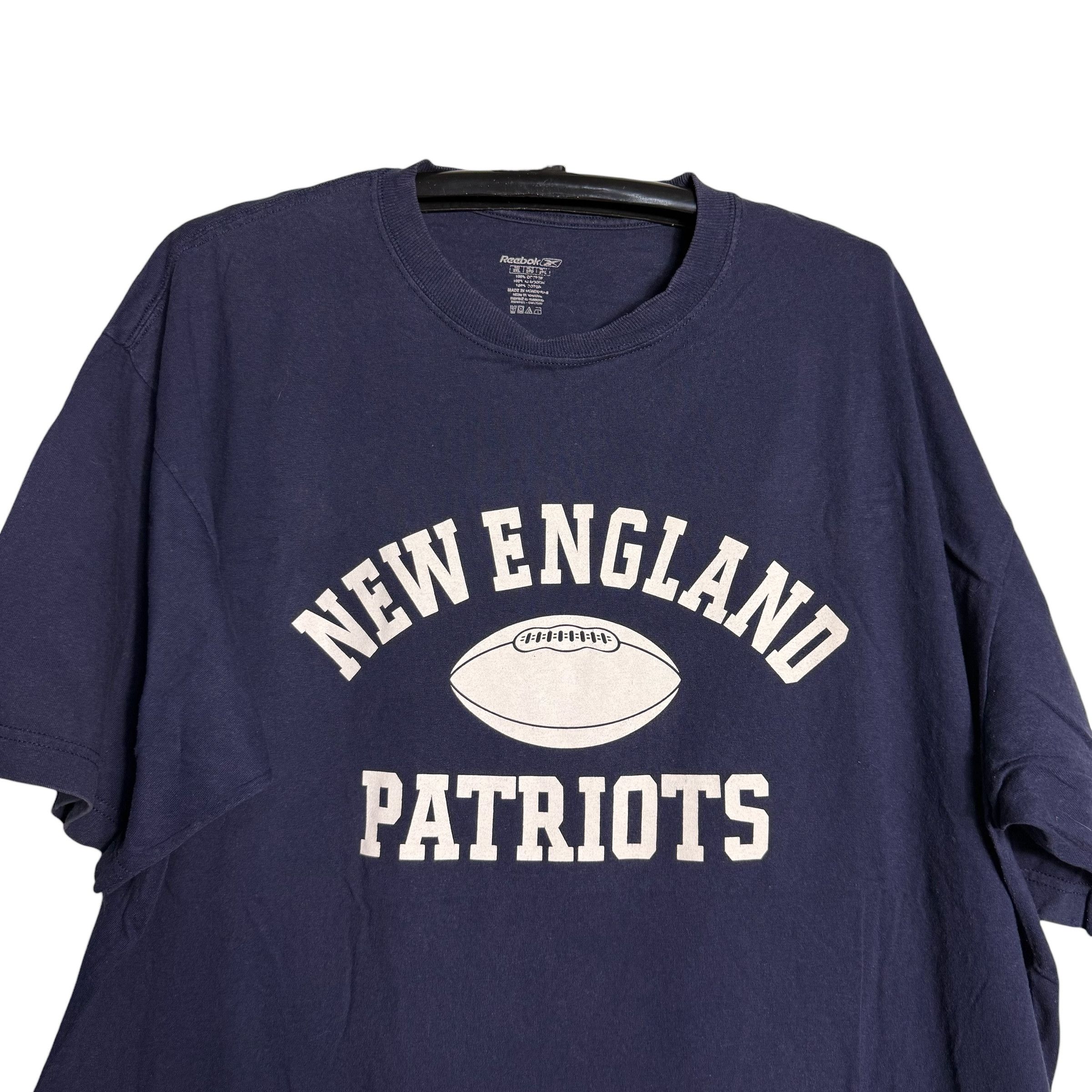 NFL 🔥RARE🔥Reebok New England Patriots NFL T-shirt Size US XXL / EU 58 / 5 - 2 Thumbnail