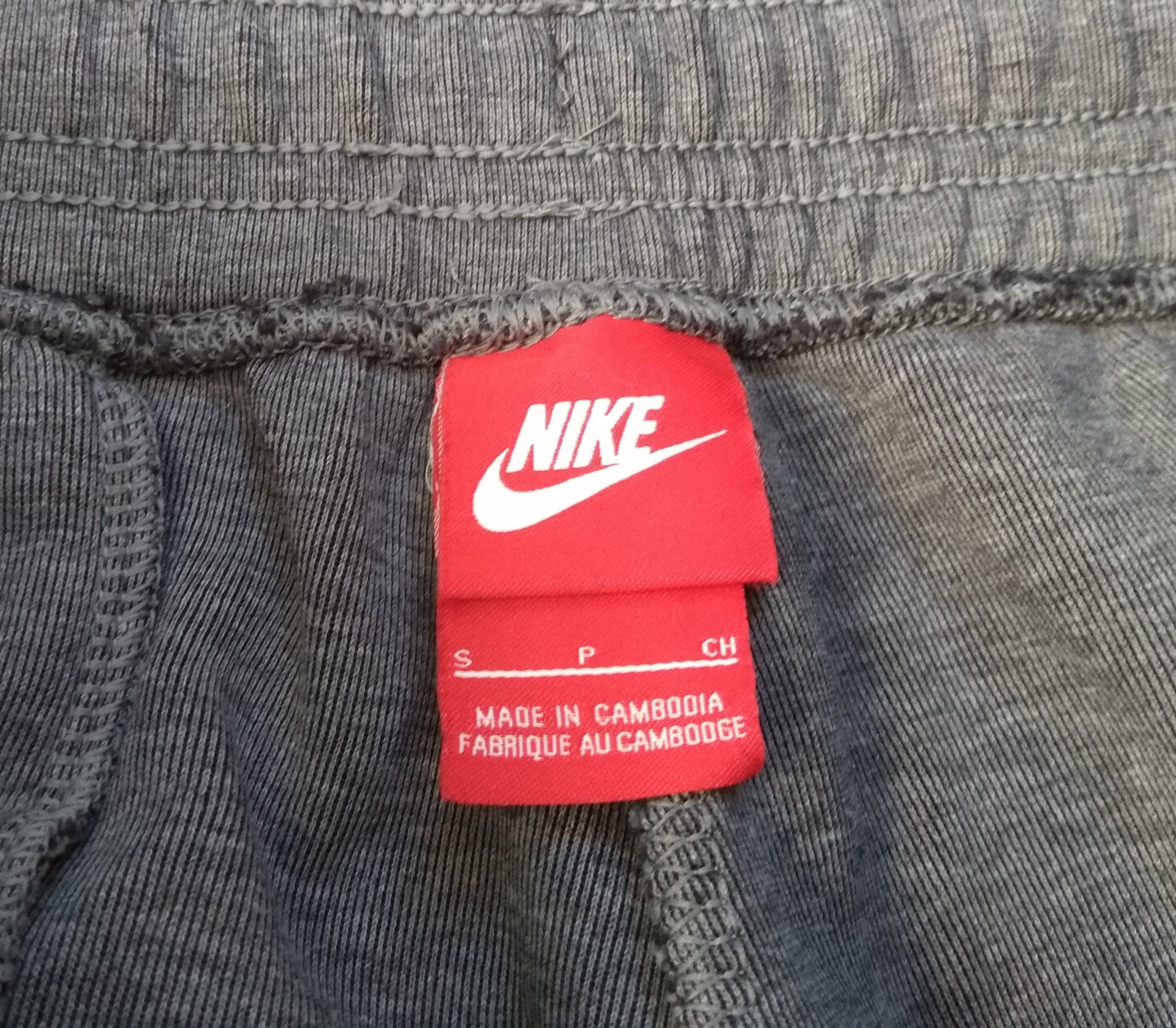Nike Nike Tech Fleece Cropped Skinny Joggers Pant Size US 30 / EU 46 - 10 Thumbnail