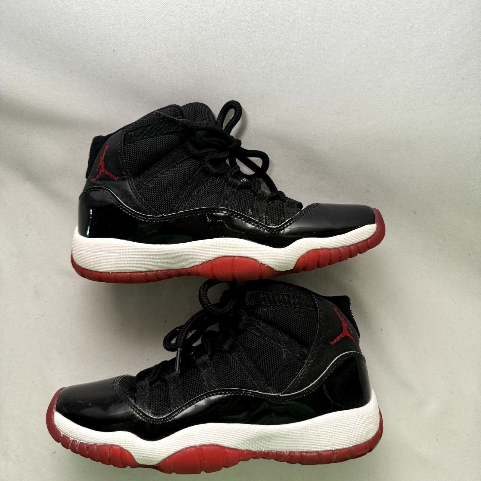 Jordan Brand × Nike Size 6 - Nike Air Jordan 11 Retro GS Bred 2019 Men's Shoes Size US 6 / EU 39 - 2 Thumbnail