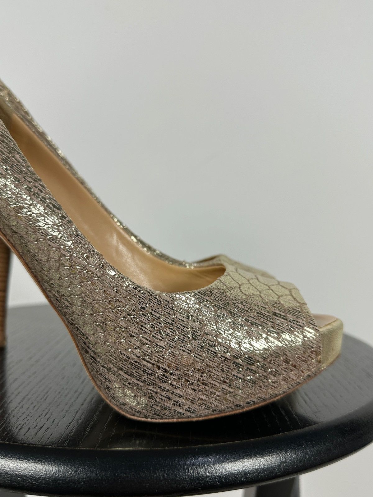 Giuseppe Zanotti Giuseppe Zanotti Gold Metallic Python Embossed Leather Pumps Size US 8 / IT 38 - 15 Thumbnail