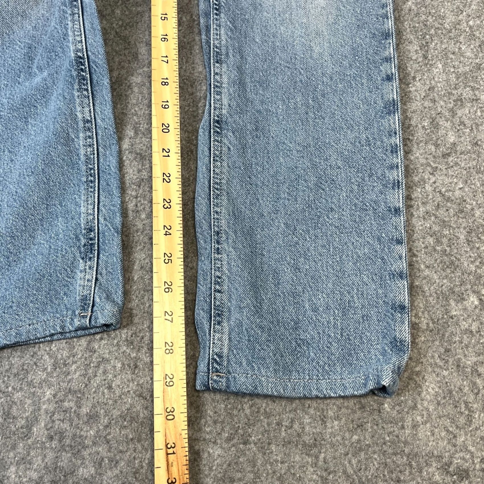 Tommy Hilfiger Tommy Hilfiger Mens Jeans Slim Scanton 34x30 Light Blue Distressed Denim 5-Pocket Shirt? (Note: Item was not labeled as Shirt; corrected below) Size US 34 / EU 50 - 5 Thumbnail