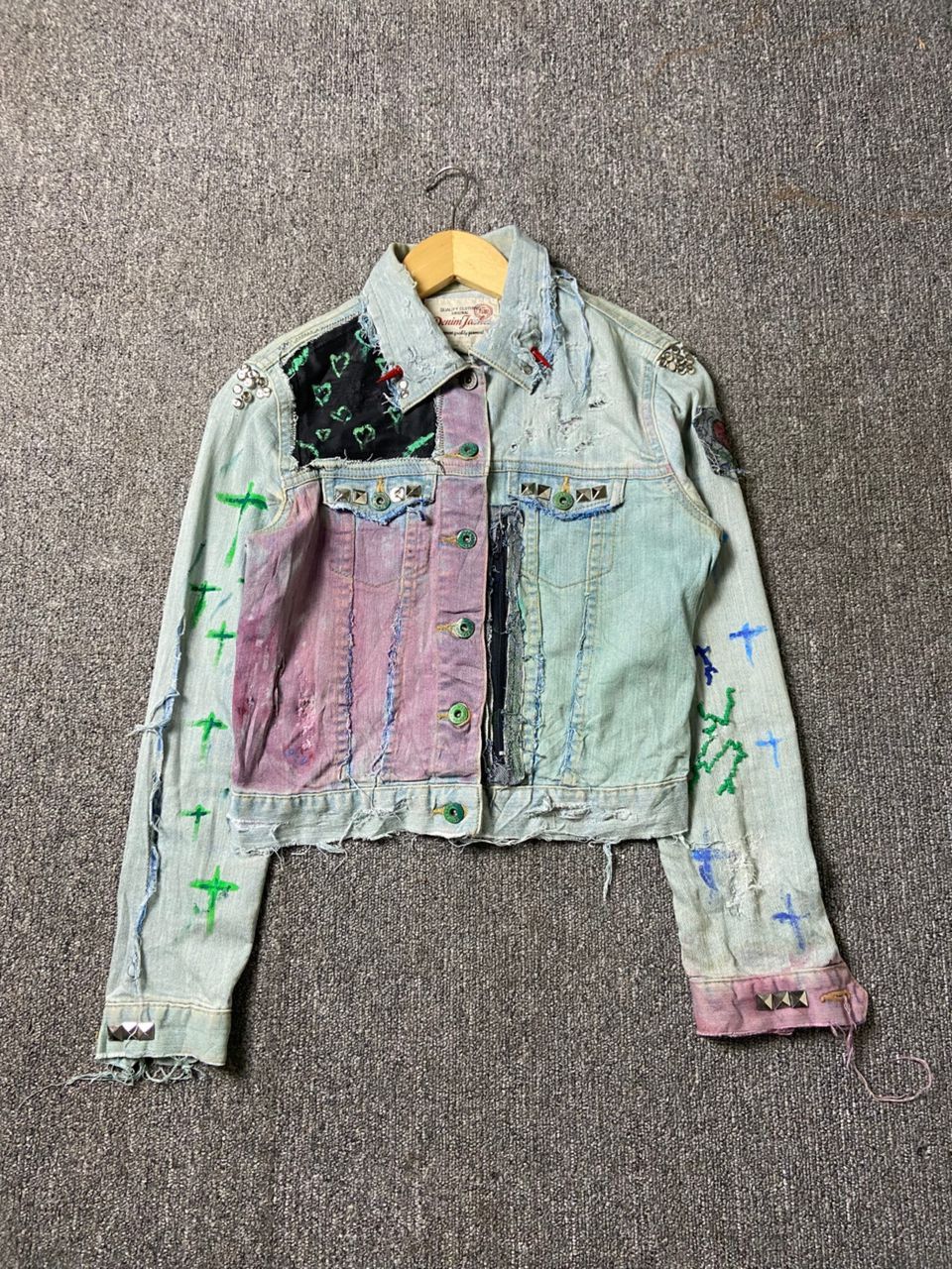 Japanese Brand Uniqlo Customized Distressed Denim Jacket (180) Size S / US 4 / IT 40 - 1 Thumbnail