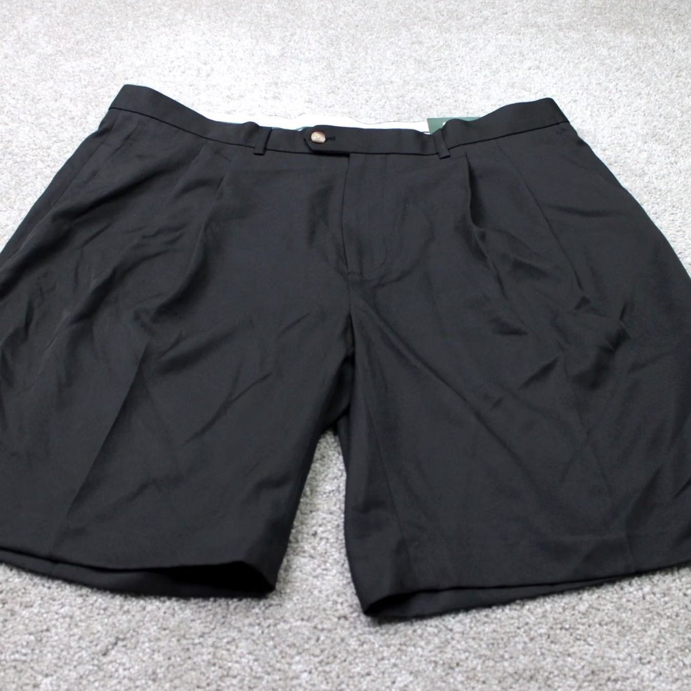 Vintage Fairway & Greene Shorts Mens 40 Black Pleated Polyester NWT Chino Pockets 10in Inseam Casual Summer Beach Preppy Size US 40 / EU 56 - 2 Thumbnail