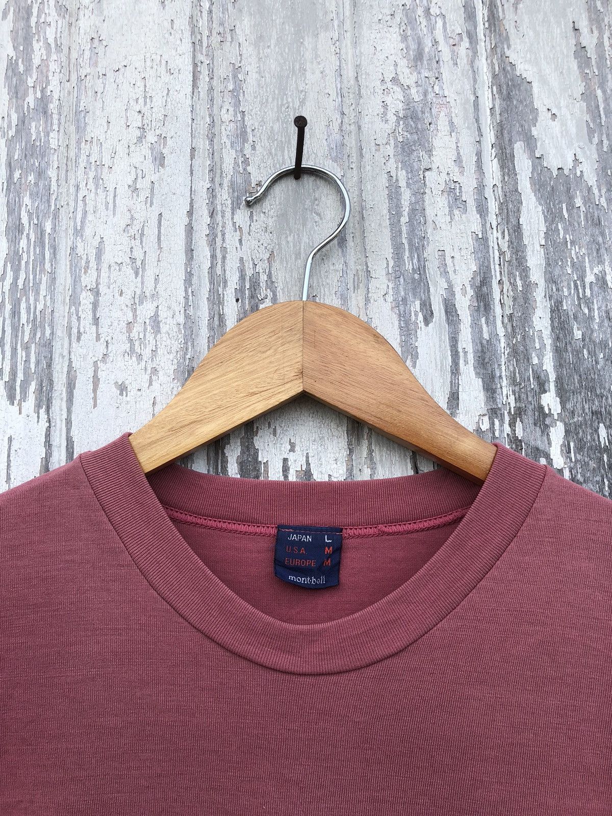 Japanese Brand × Montbell × Vintage Vintage Sunfaded 90s Mont~bell Tshirt Size US L / EU 52-54 / 3 - 7 Thumbnail