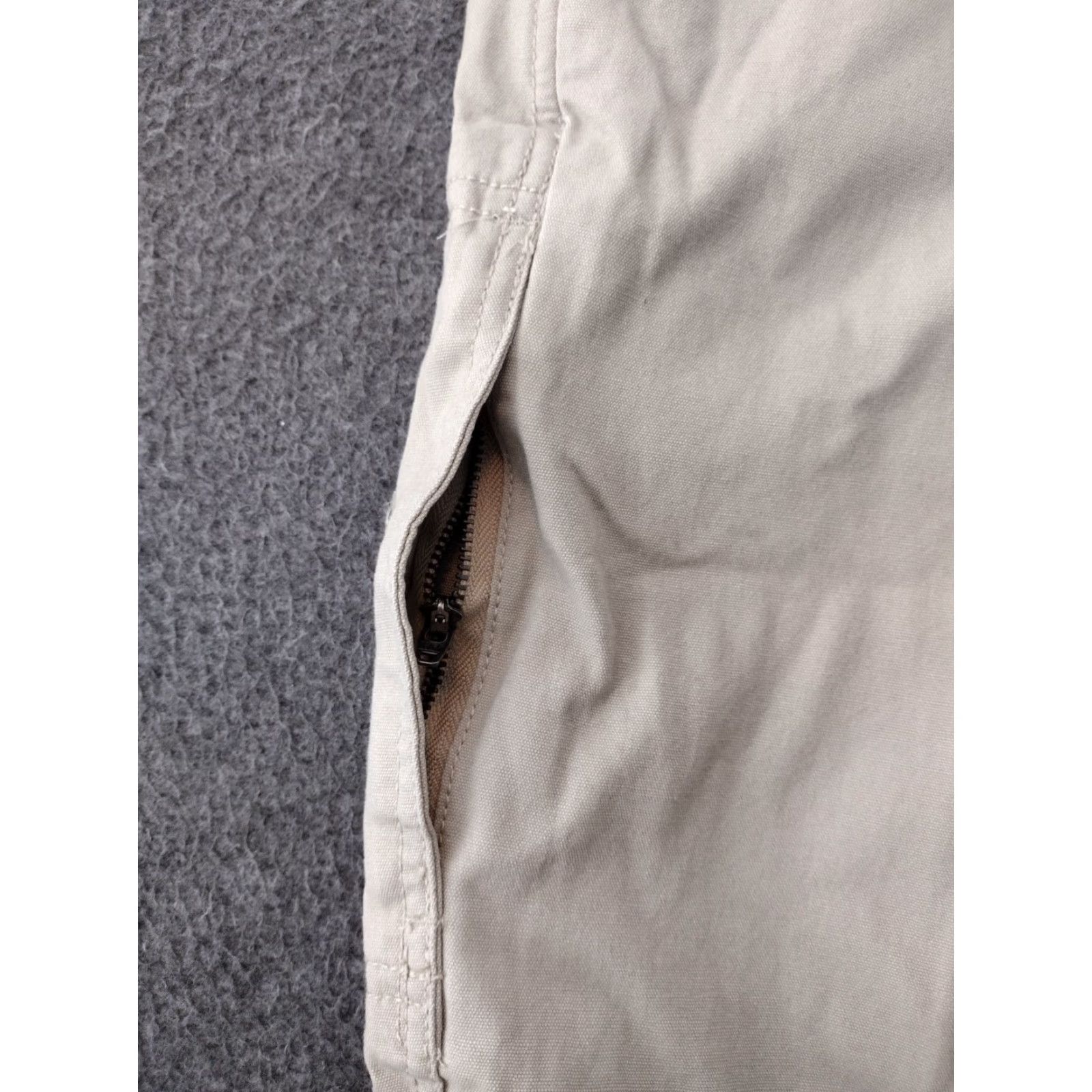 Vintage Oakwood Mountain Khakis Pants Mens 40x40 Tan Cotton Relaxed Fit Casual 90s Theme Mens Size US 40 / EU 56 - 7 Thumbnail