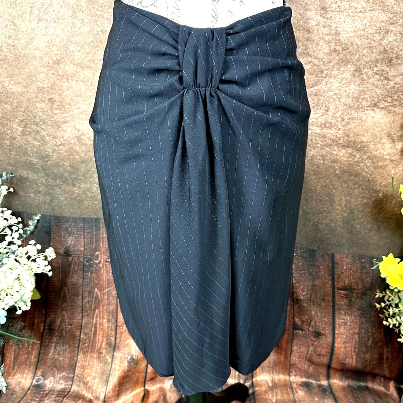 Armani Collezioni Armani Collezioni Bow Front Pin Stripe Skirt Midnight 10 Size L / US 10 / IT 46 - 7 Thumbnail