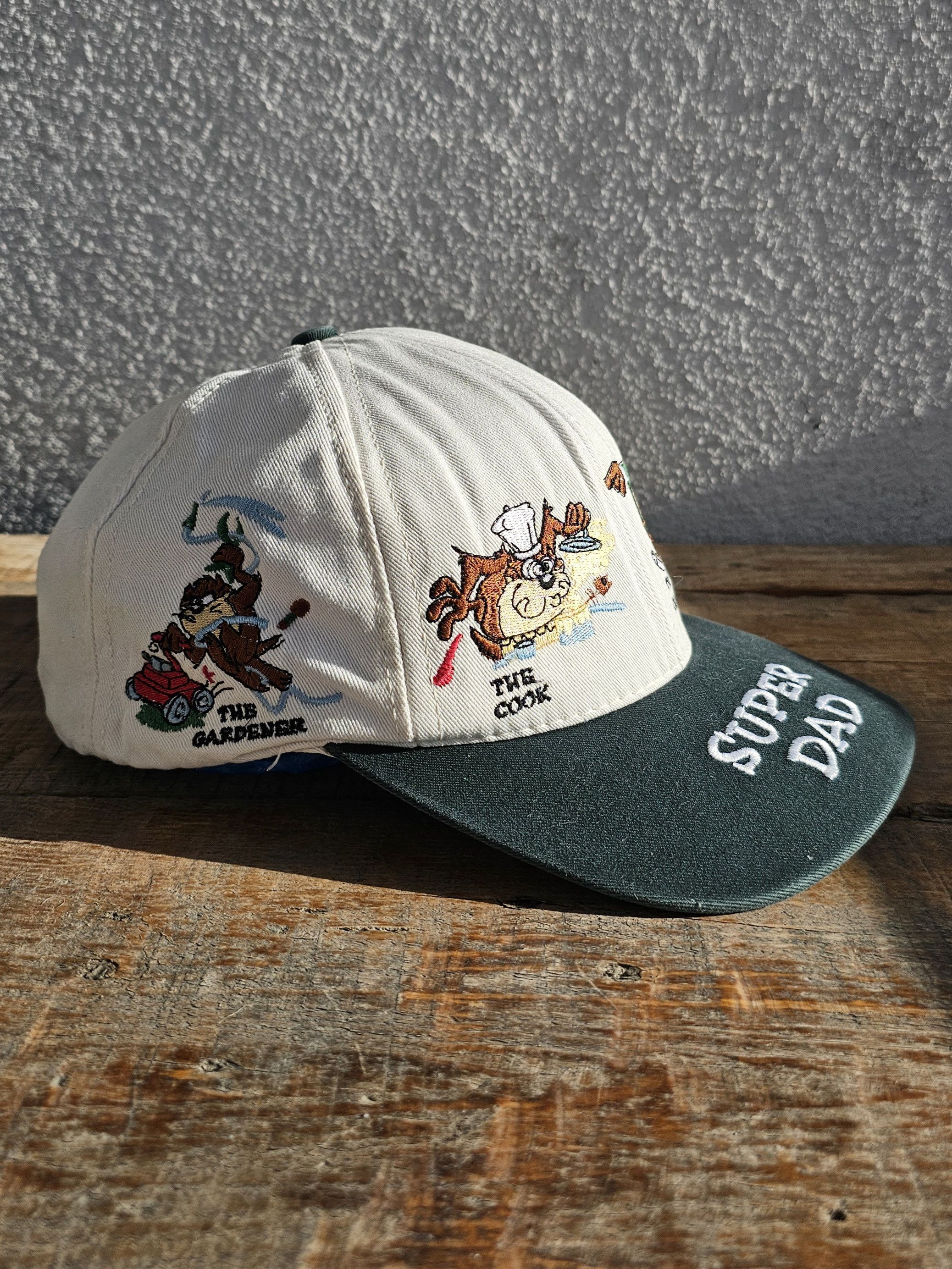 Warner Bros Tazmania Super Dad Warner Bros Hat Size ONE SIZE - 3 Thumbnail