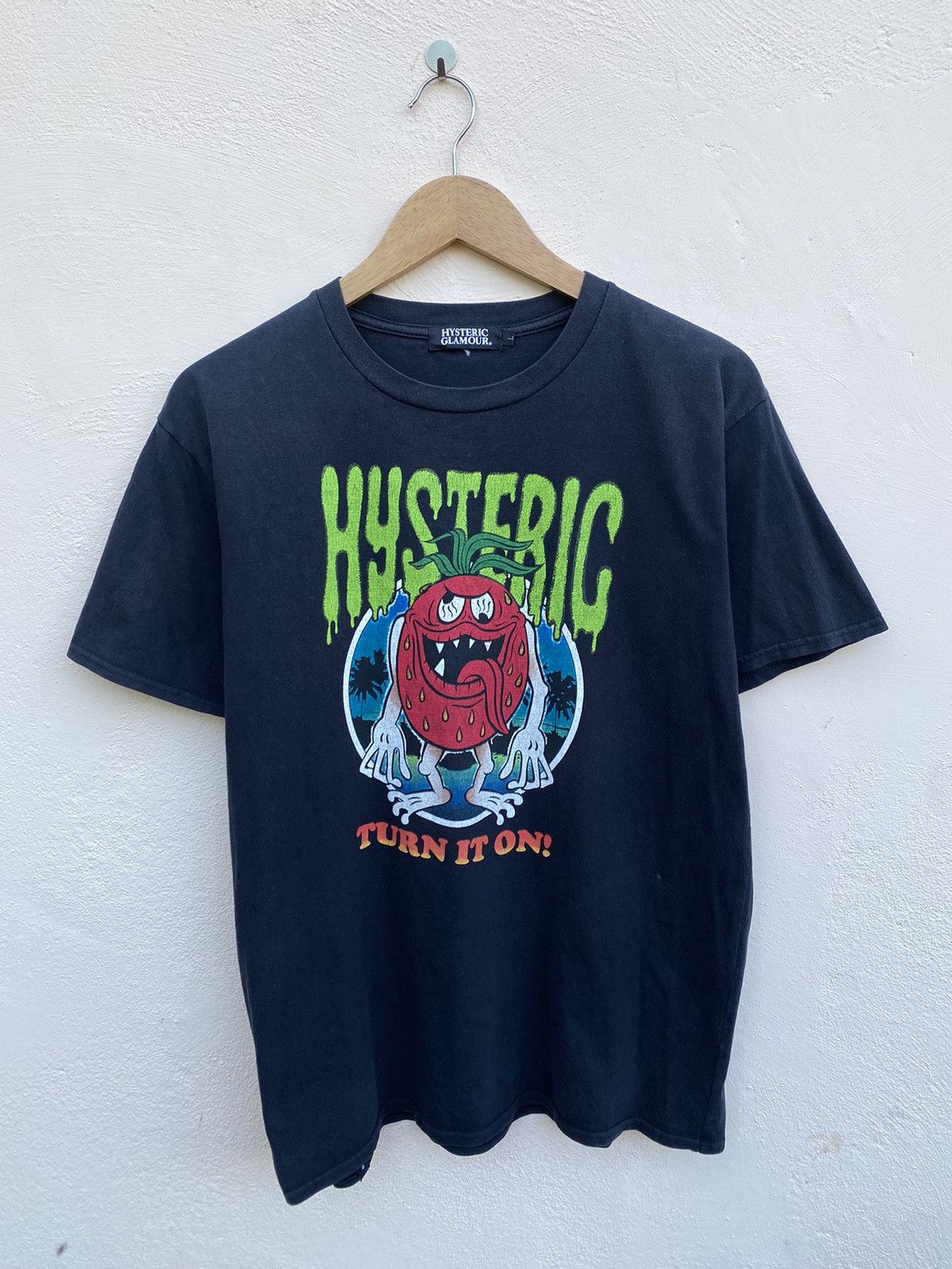 Rare Hysteric good Glamour Scarberry Skull Strawberry Graphic Logo Short Sleeve T-shi