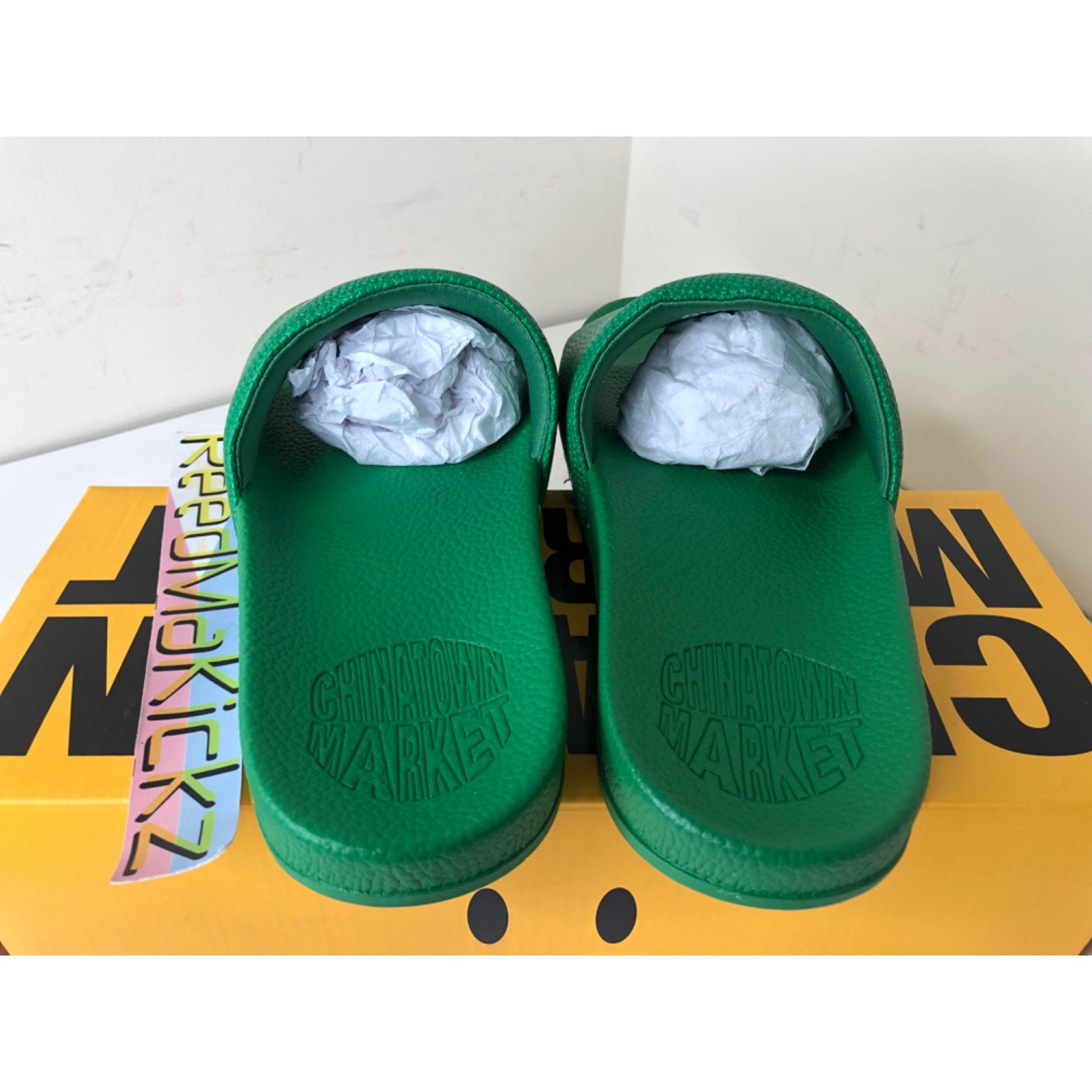 Market Chinatown Market Slides Smiley Green mens 13us Size US 13 / EU 46 - 5 Thumbnail