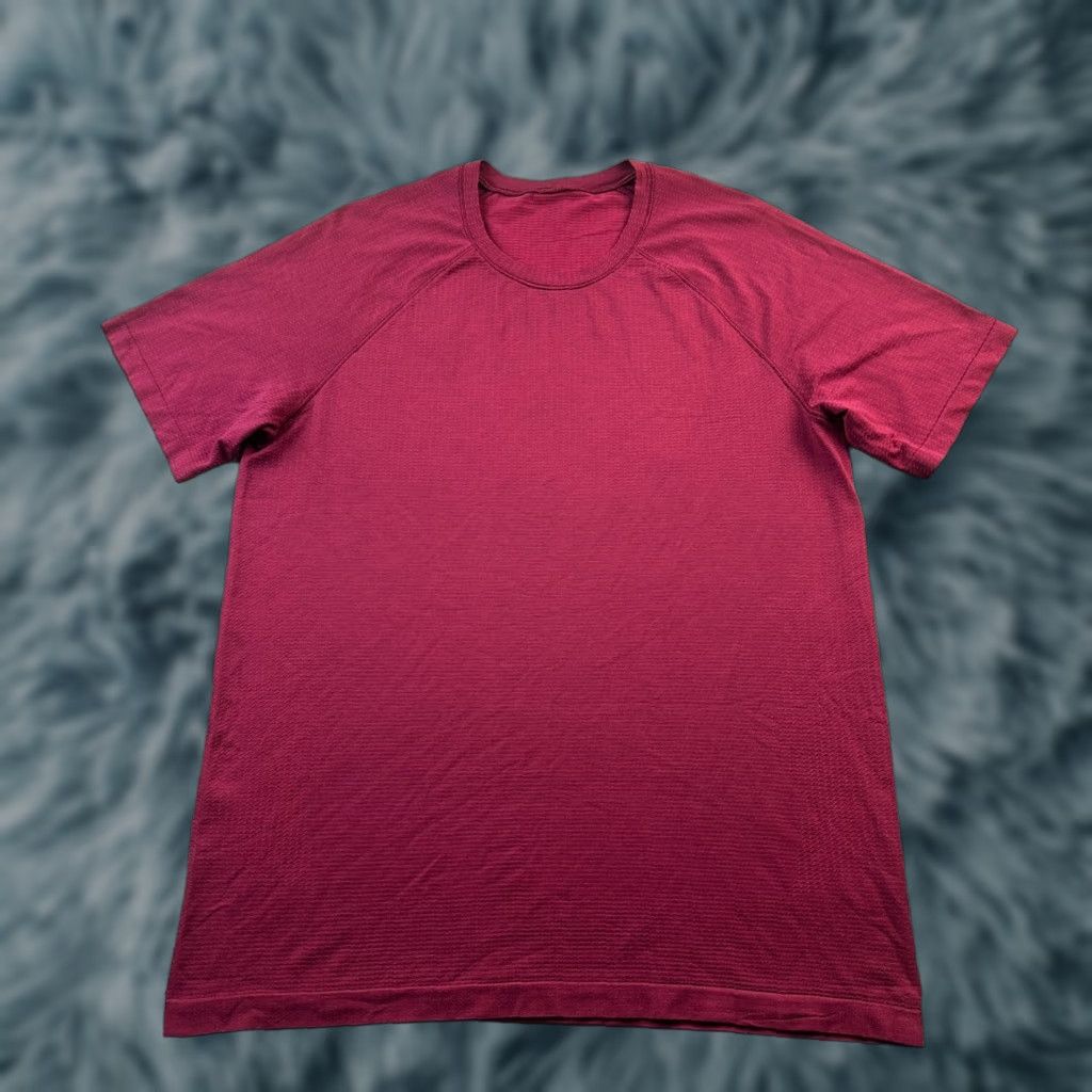 Lululemon Lululemon Shirt Mens Medium Red Metal Vent Tech Short Sleeve Gym Size US L / EU 52-54 / 3 - 1 Thumbnail