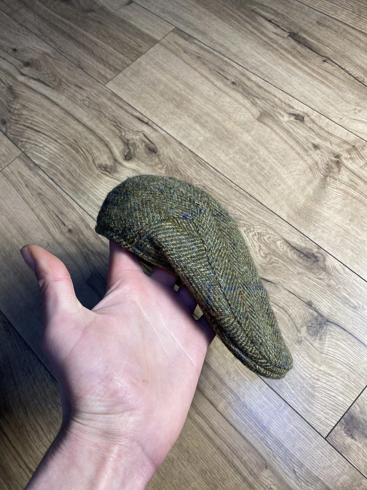 Harris Tweed County Cap, Brown Herringbone Harris Tweed Vintage Size ONE SIZE - 3 Thumbnail