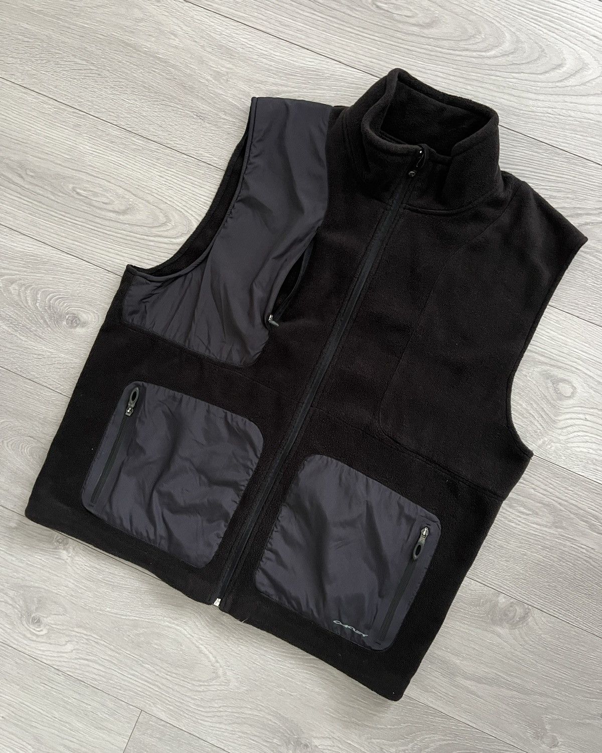 Oakley Oakley 2005 Tech Nylon Panelled Fleece Vest Size US XL / EU 56 / 4 - 2 Thumbnail