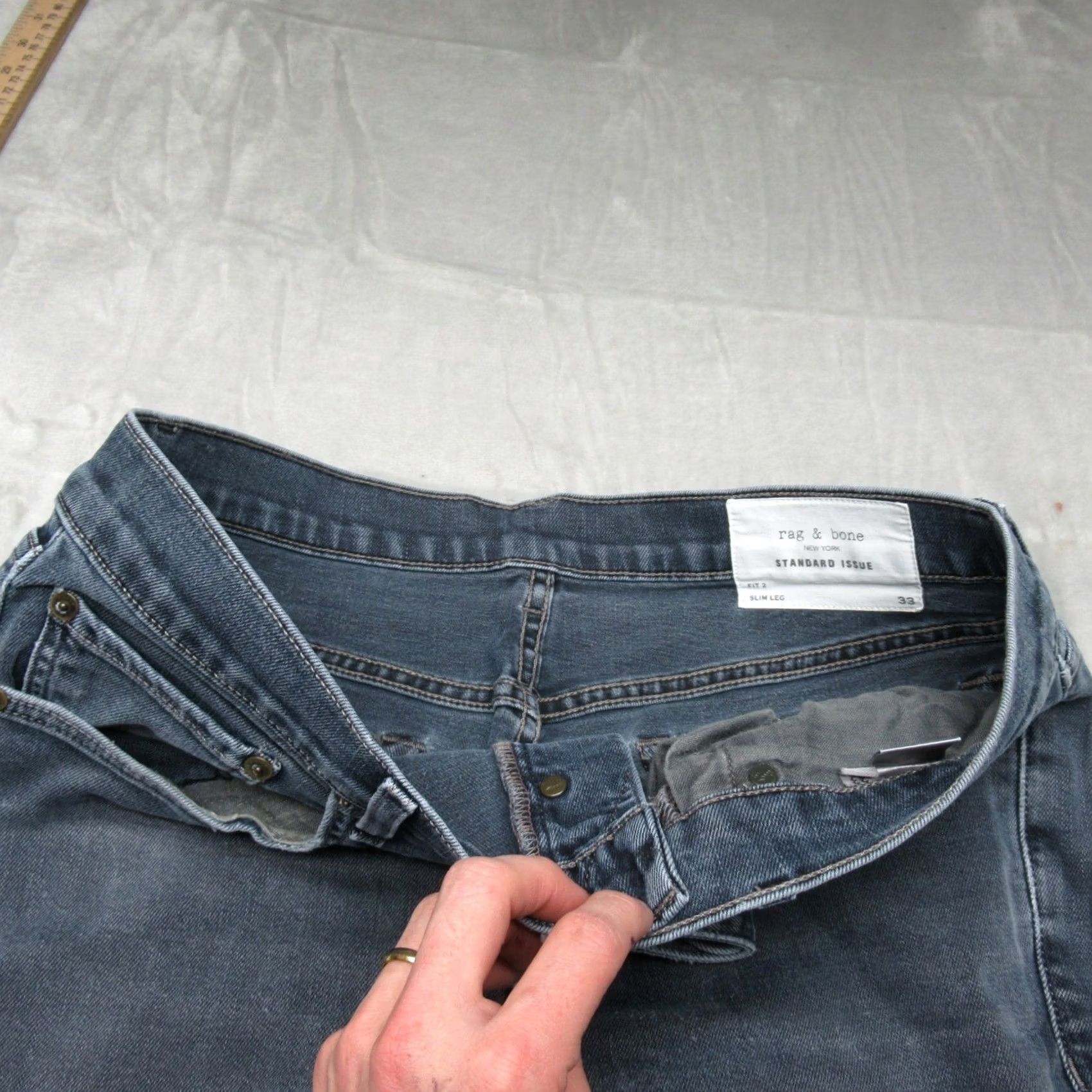 Rag & Bone Rag & Bone Jeans Mens 33x29 Gray Minna Wash Slim Leg 5-Pocket Denim Shirt? Size US 33 - 6 Thumbnail