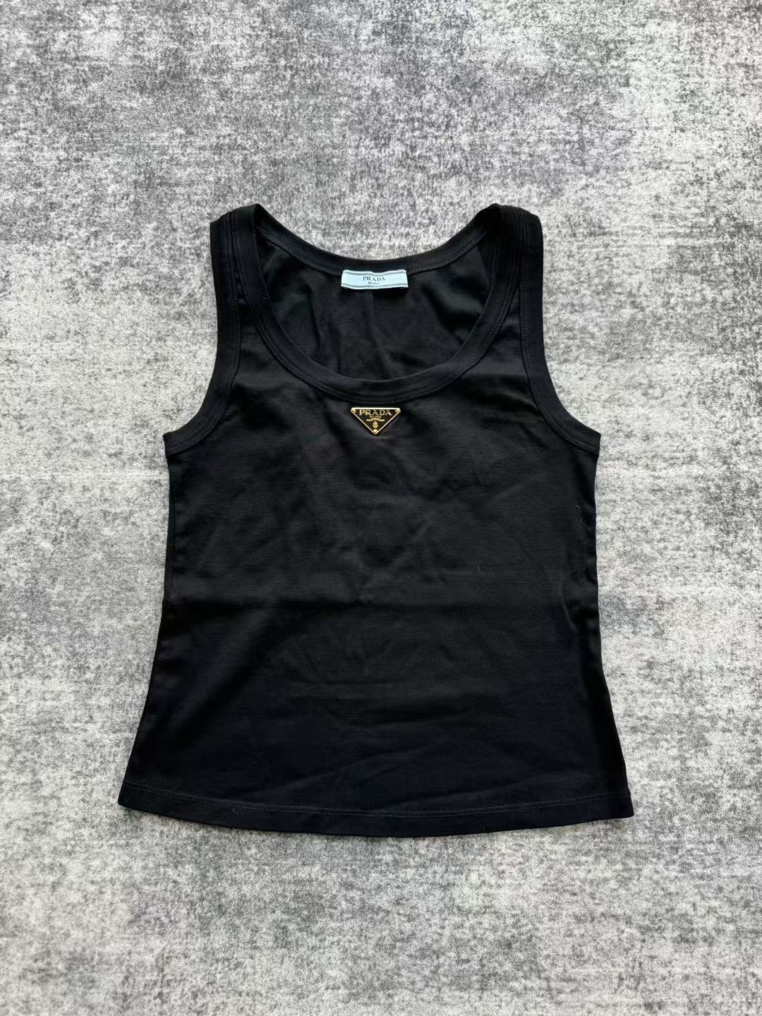 Prada Prada Black Triangle Logo Vest Size M / US 6-8 / IT 42-44 - 1 Thumbnail