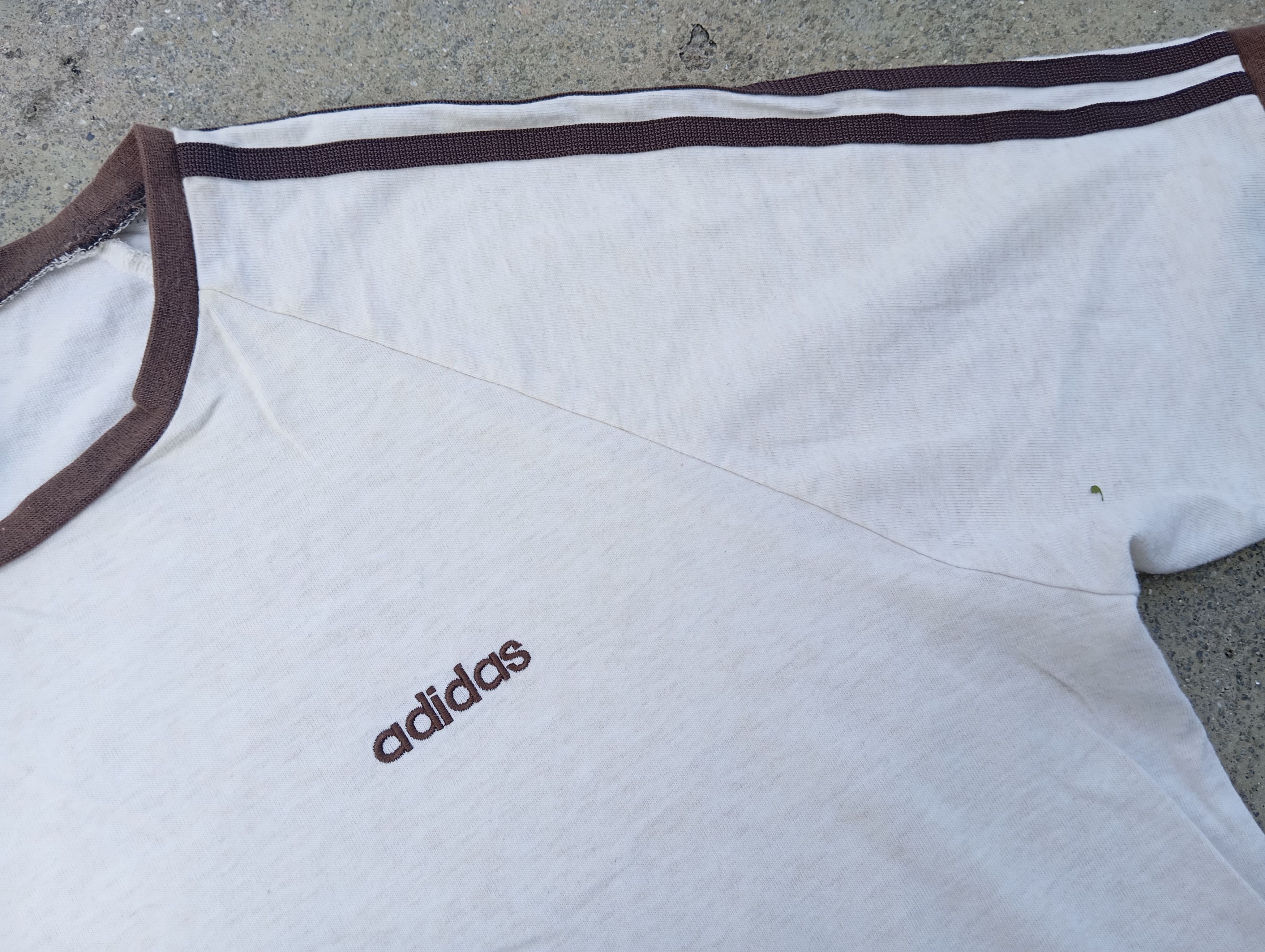 Adidas VTG y2k 2000s Adidas ringer tan/brown tshirt retro classic Size US M / EU 48-50 / 2 - 6 Thumbnail