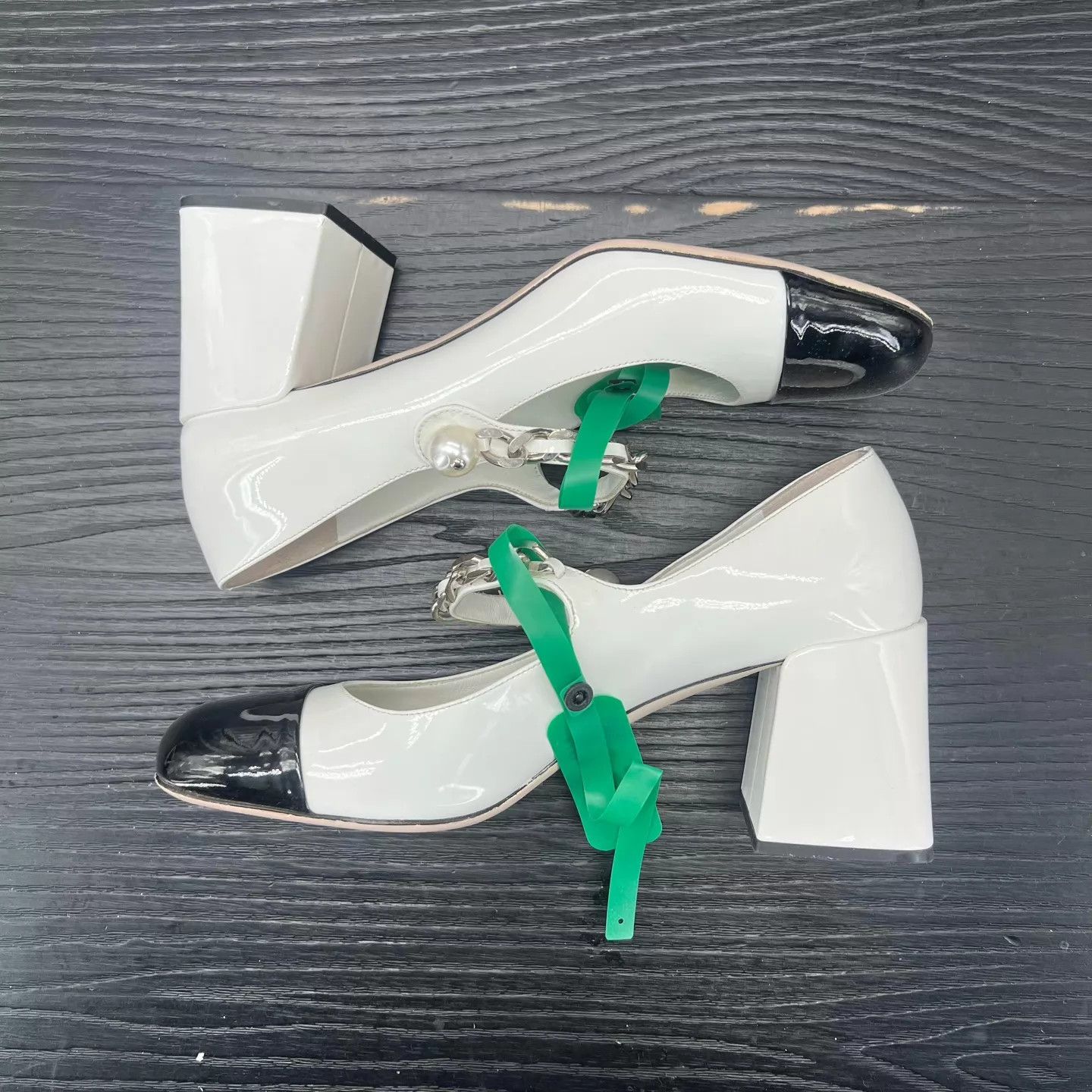 Miu Miu MIU MIU Mary Janes 39 B&W Like New Sole Repaired Size US 9 / IT 39 - 2 Thumbnail