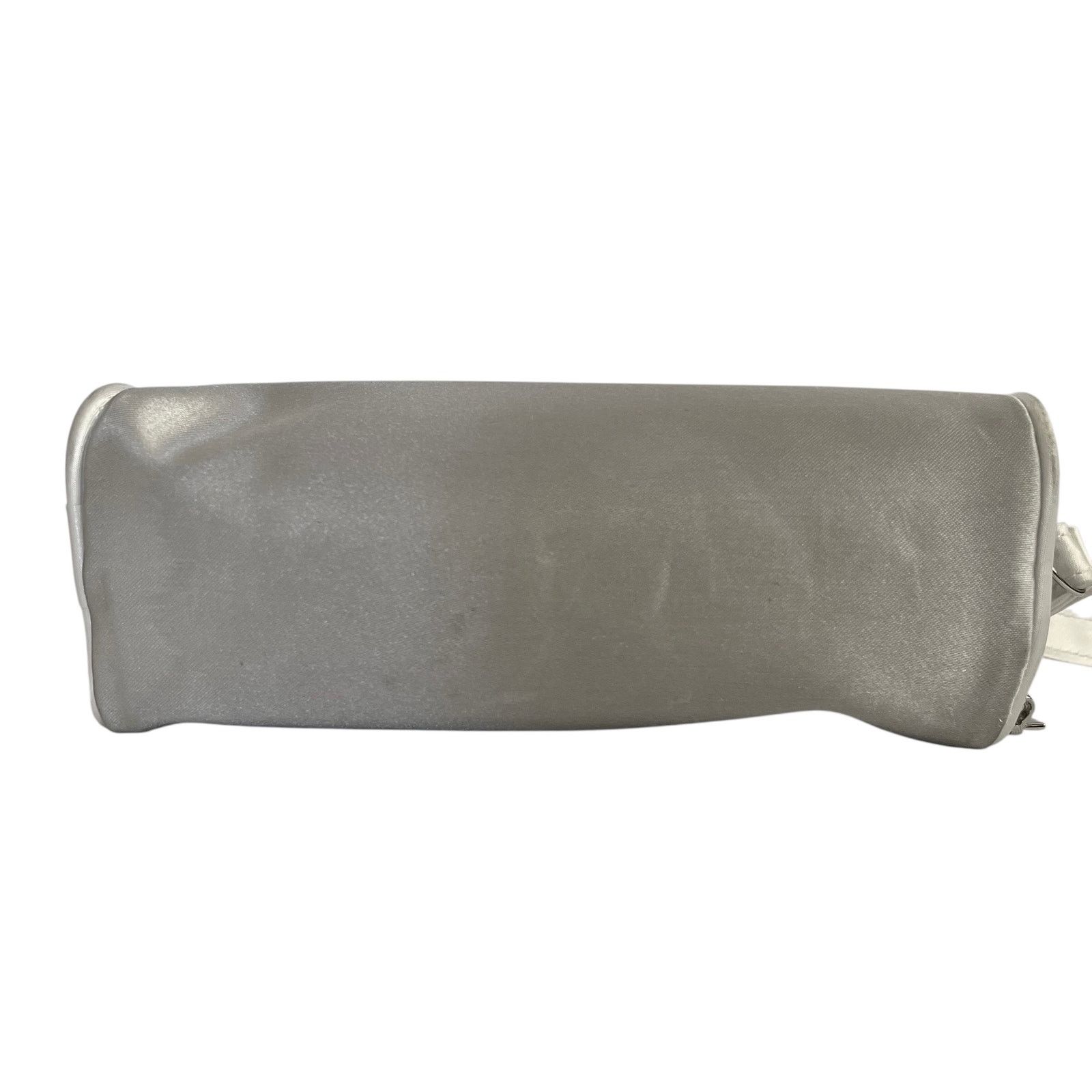 Dior Dior Parfums Silver White Trousse de Toilette Wristlet Size ONE SIZE - 5 Thumbnail