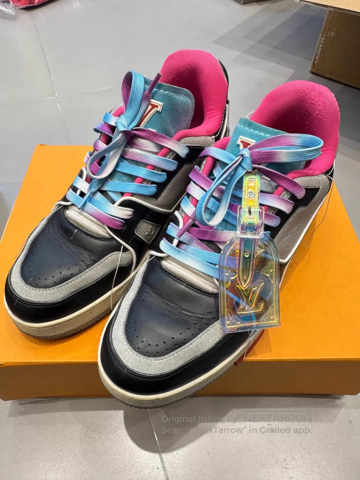 Louis Vuitton Multi Color Low-Top Sneakers Size 9. Size US 9 / EU 42 - 3 Thumbnail