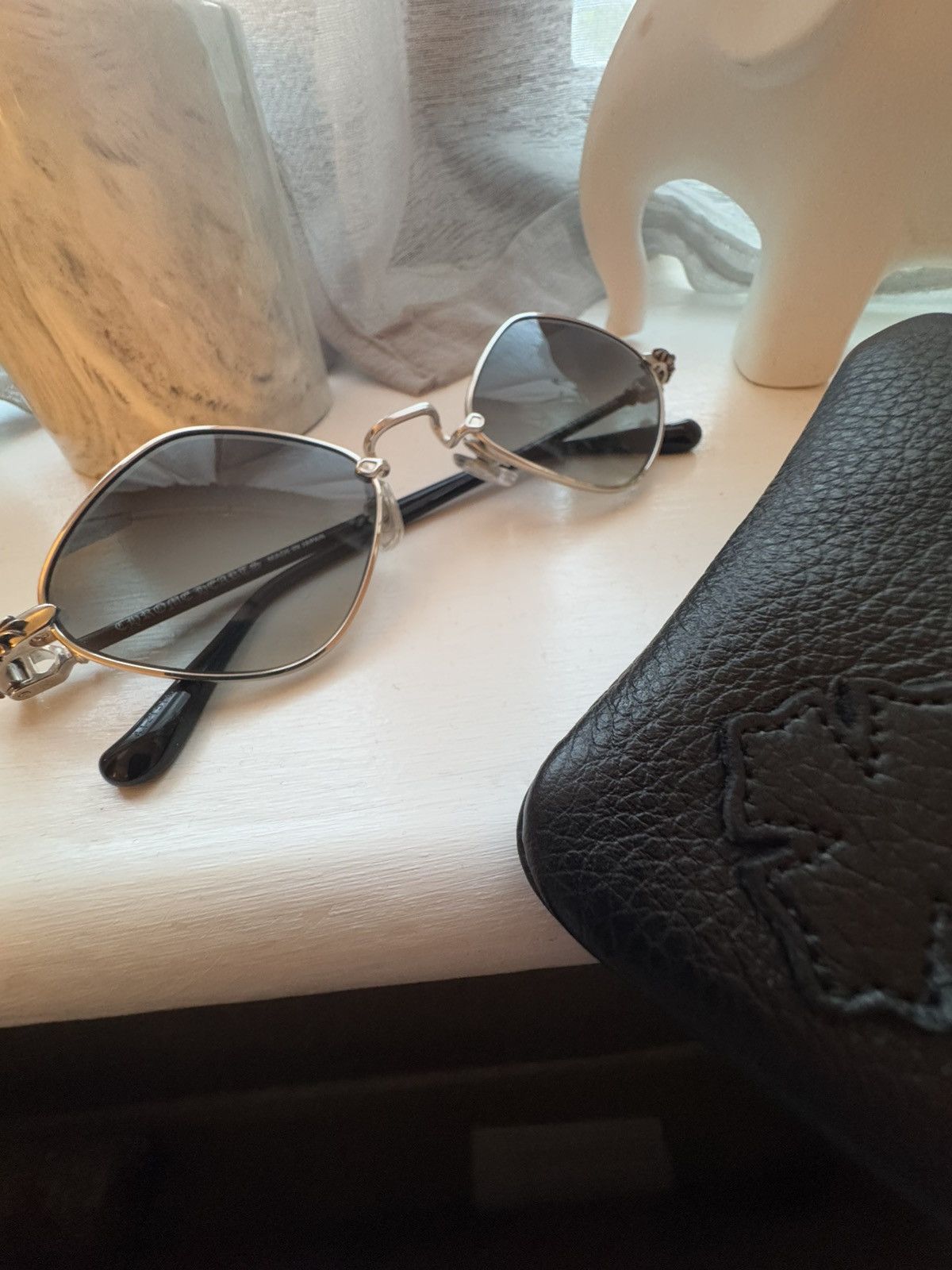 Chrome Hearts CHROME HEARTS “DIAMOND DOG” sunglasses study all photos care Size ONE SIZE - 16 Thumbnail