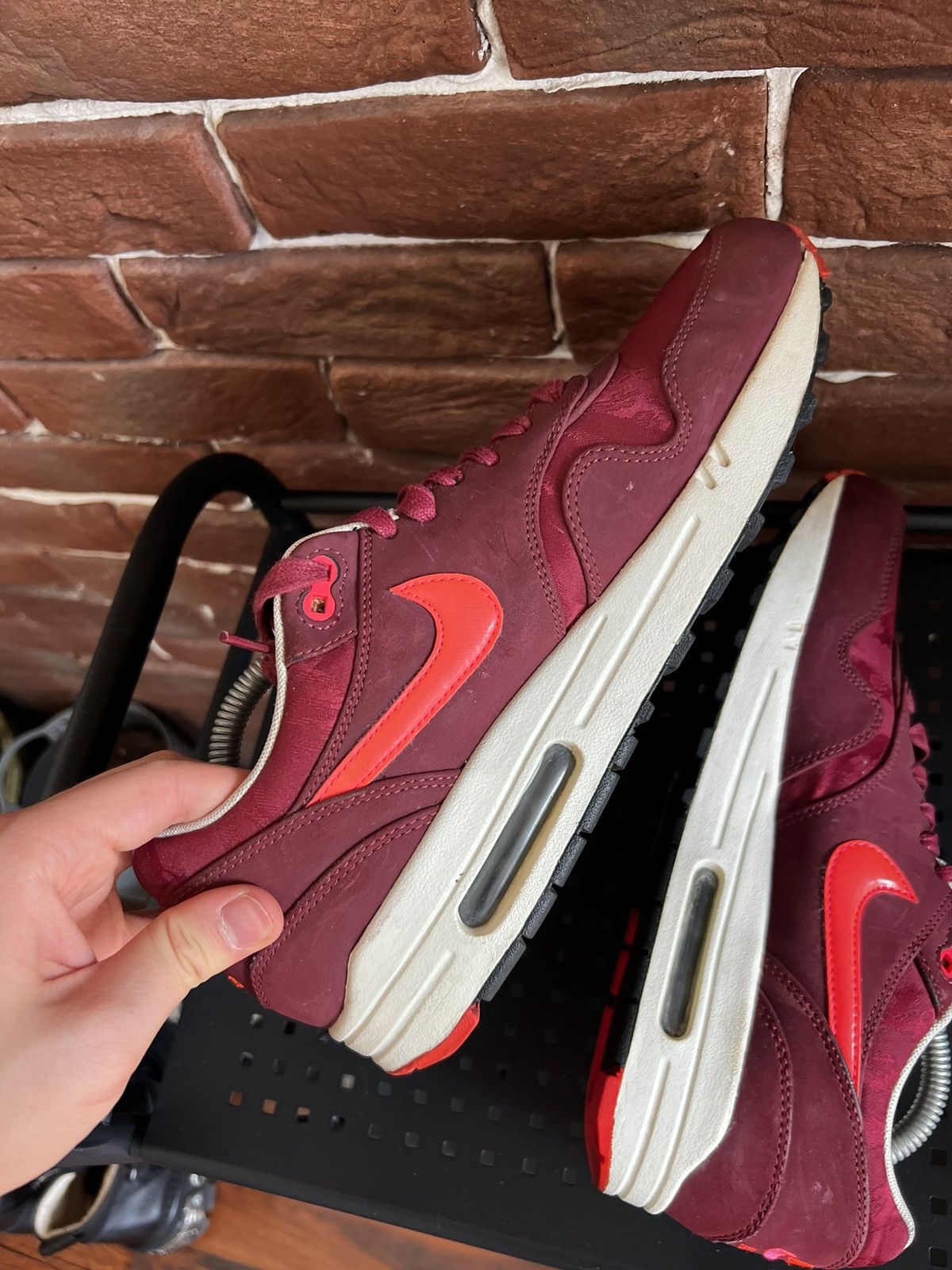 Nike 2013 Nike Air Max 1 Premium Atomic Red Rare Sneakers Hype Size US 9 / EU 42 - 10 Thumbnail