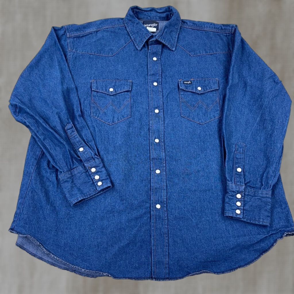 Wrangler VINTAGE Wrangler Shirt Men 2XL Blue Denim Pearl Snap Western Cowboy Ranch Yoke Faded Size US XXL / EU 58 / 5 - 1 Thumbnail