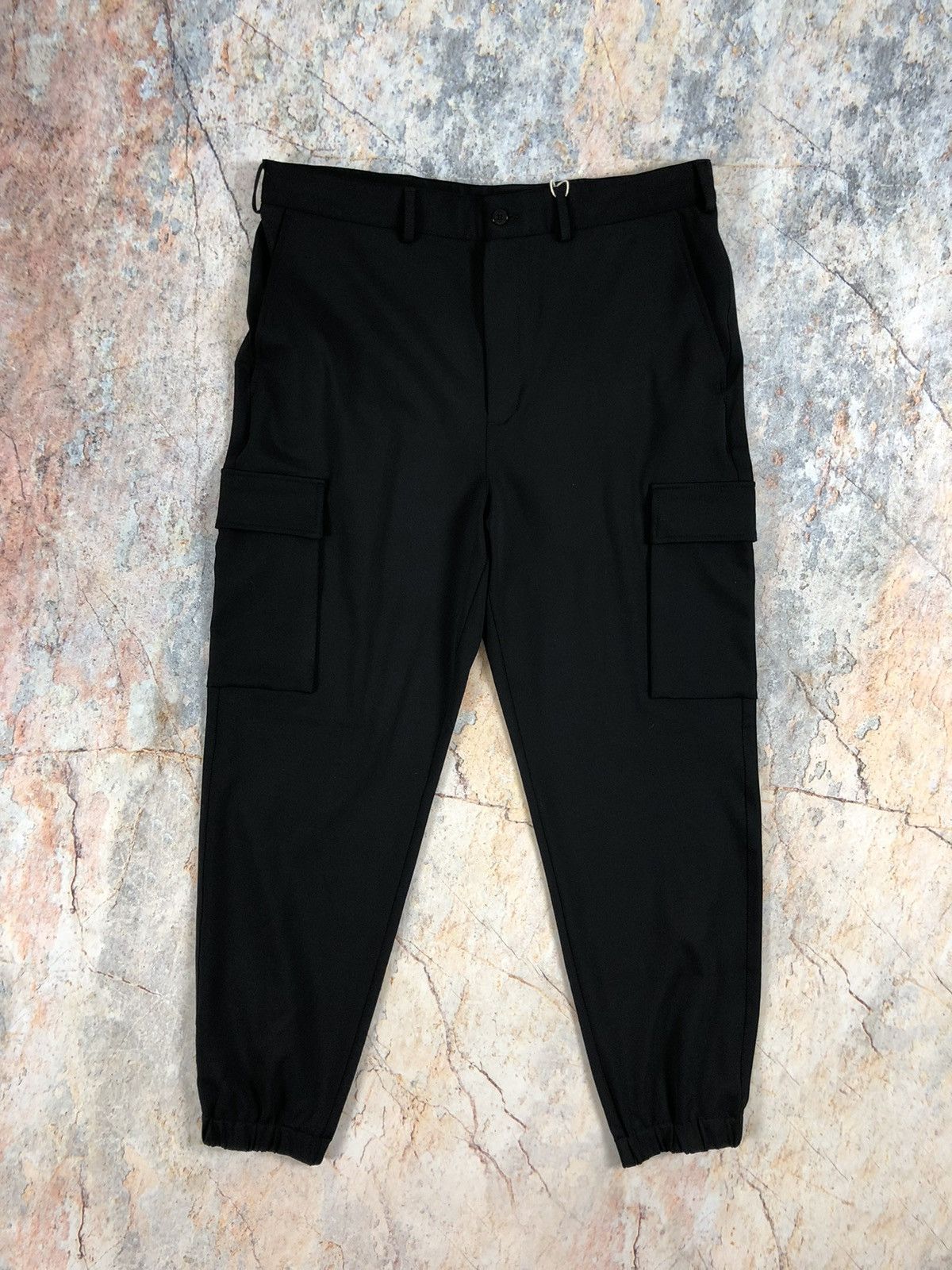 image of Moncler Cargo New Nylon Pants in Black, Men's (Size 34)