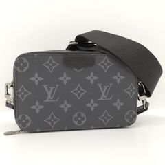 Alpha wearable wallet cloth travel bag Louis Vuitton Black in